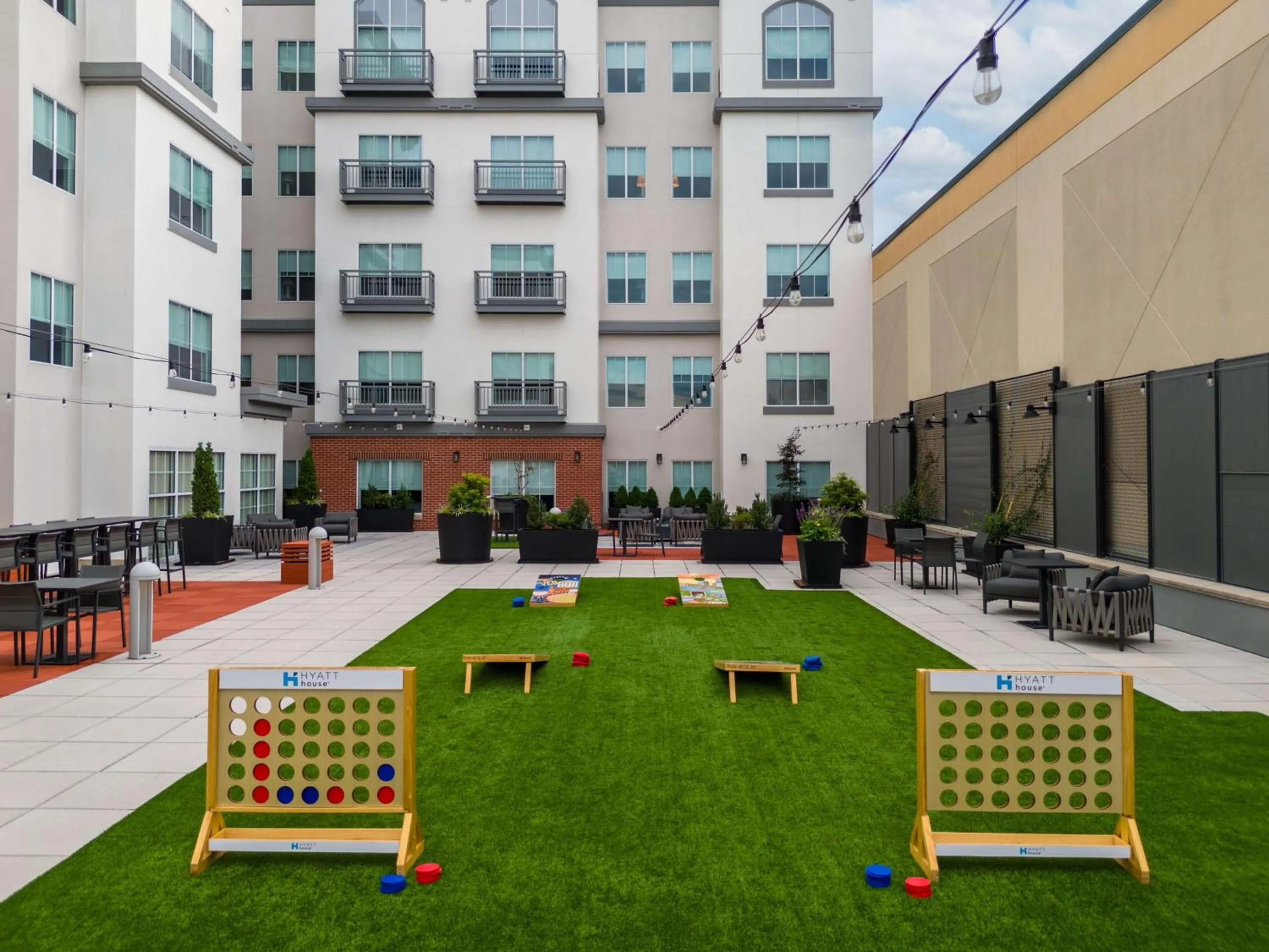 Patio in Hyatt House Richmond - Short Pump