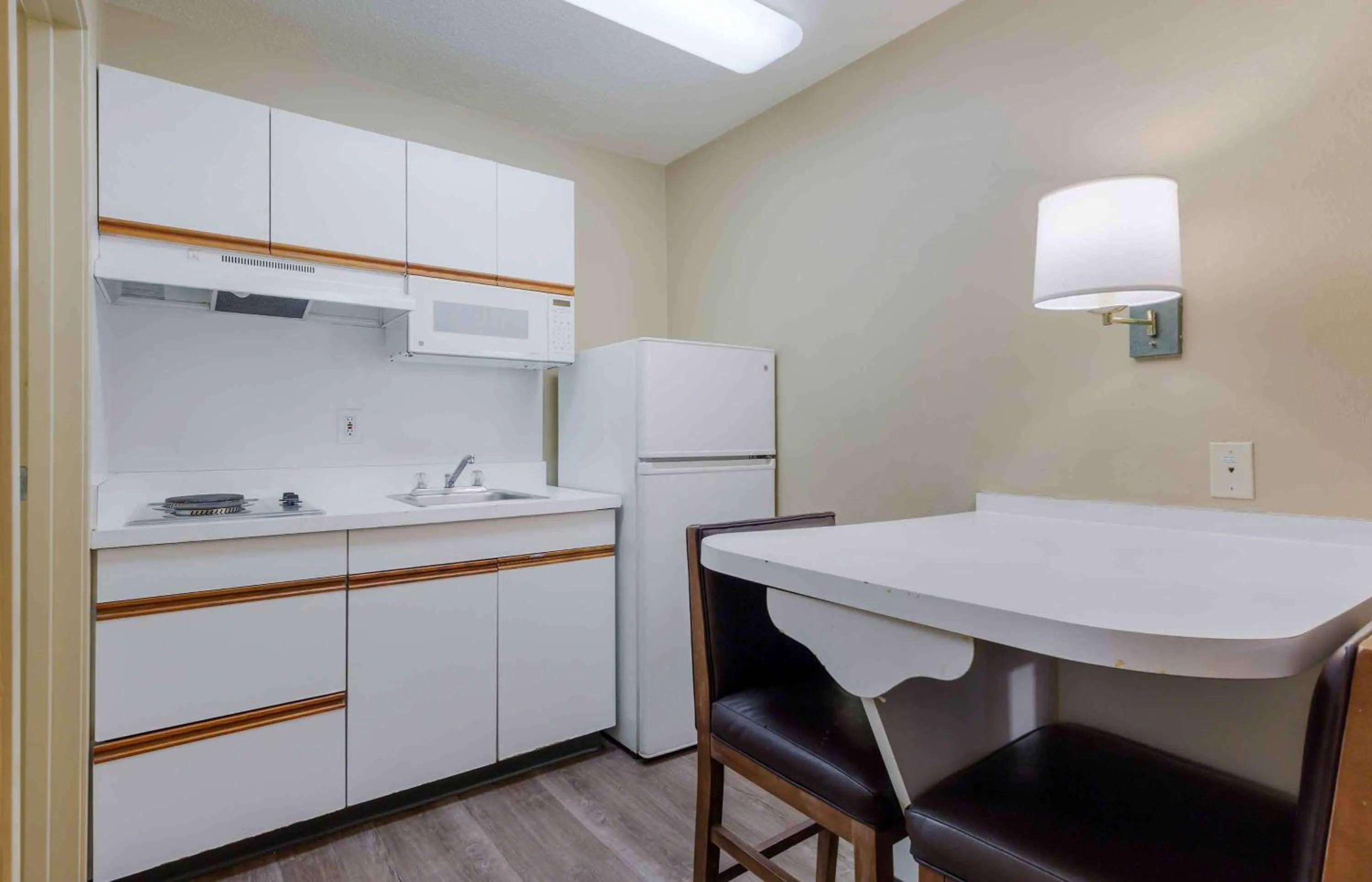 Bedroom in Extended Stay America Suites - Washington, DC - Fairfax - Fair Oaks