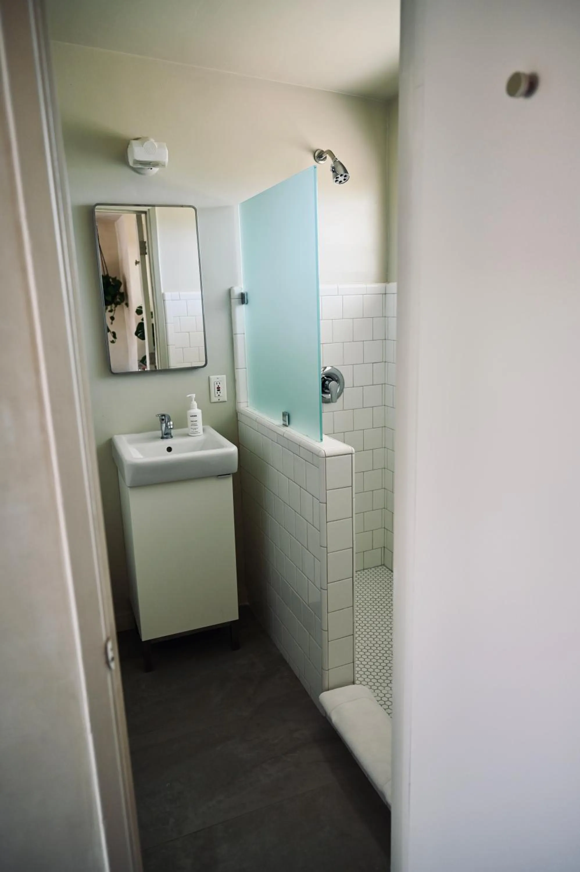 Shower in Miracle Manor Boutique Hotel & Spa