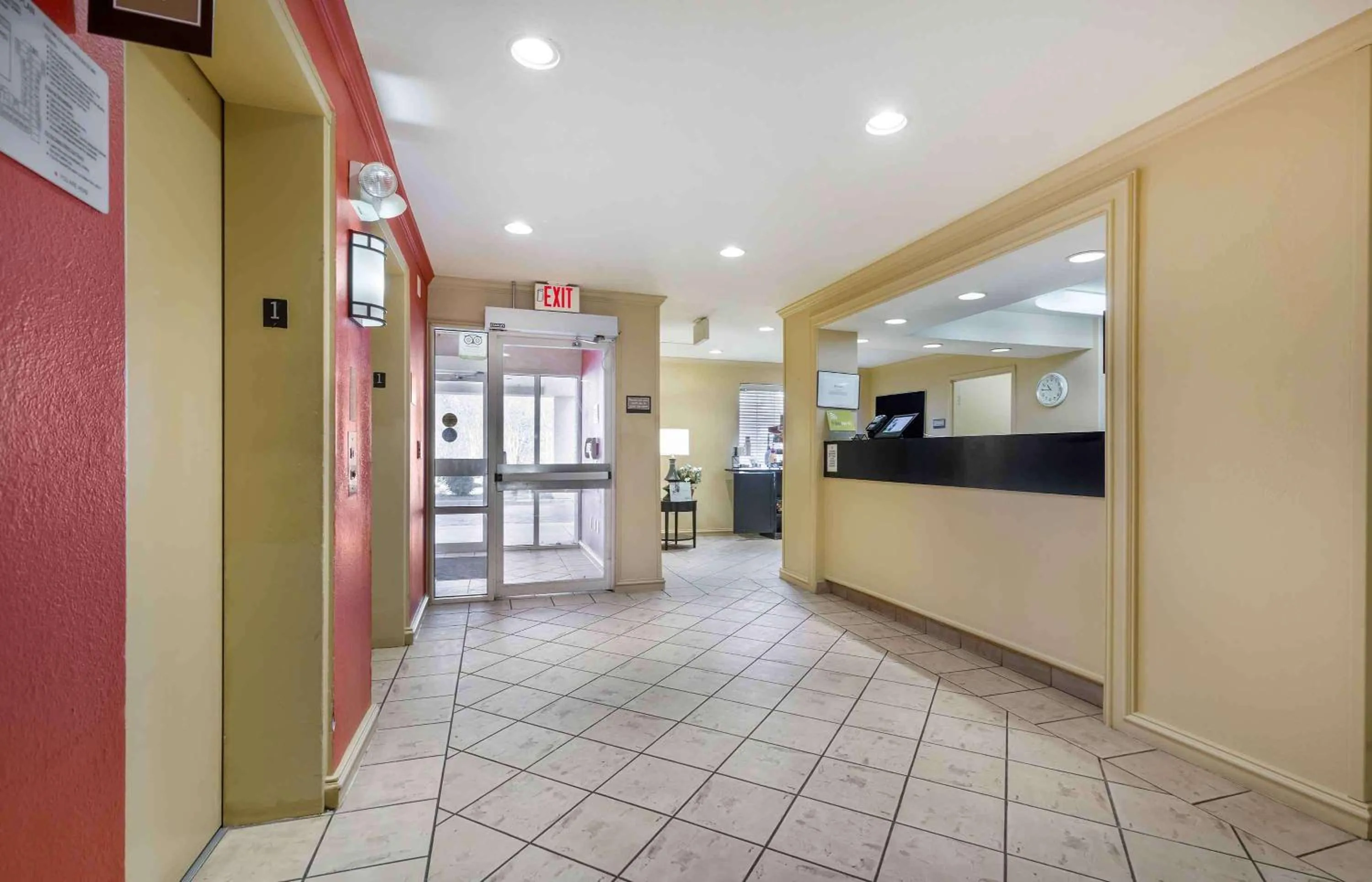 Lobby or reception in Extended Stay America Suites - Washington, DC - Rockville