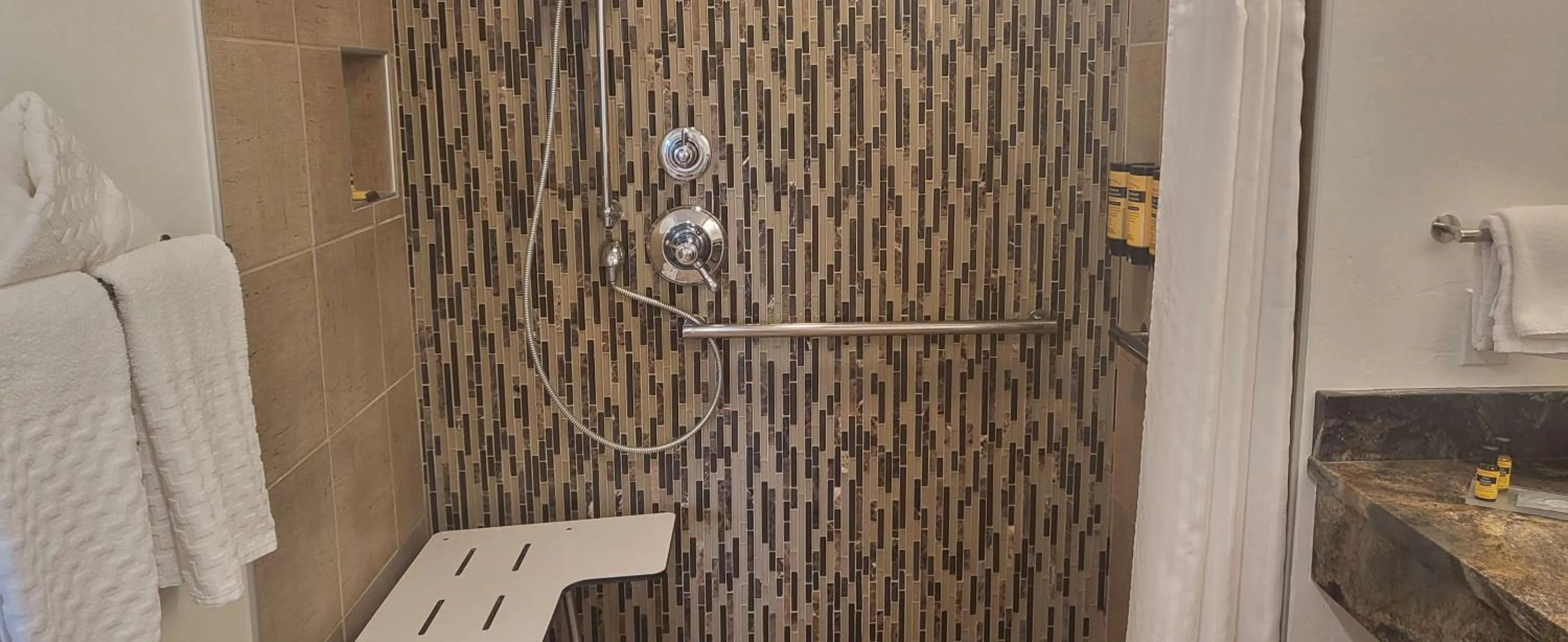 Bathroom in Best Western Plus Butte Plaza Inn