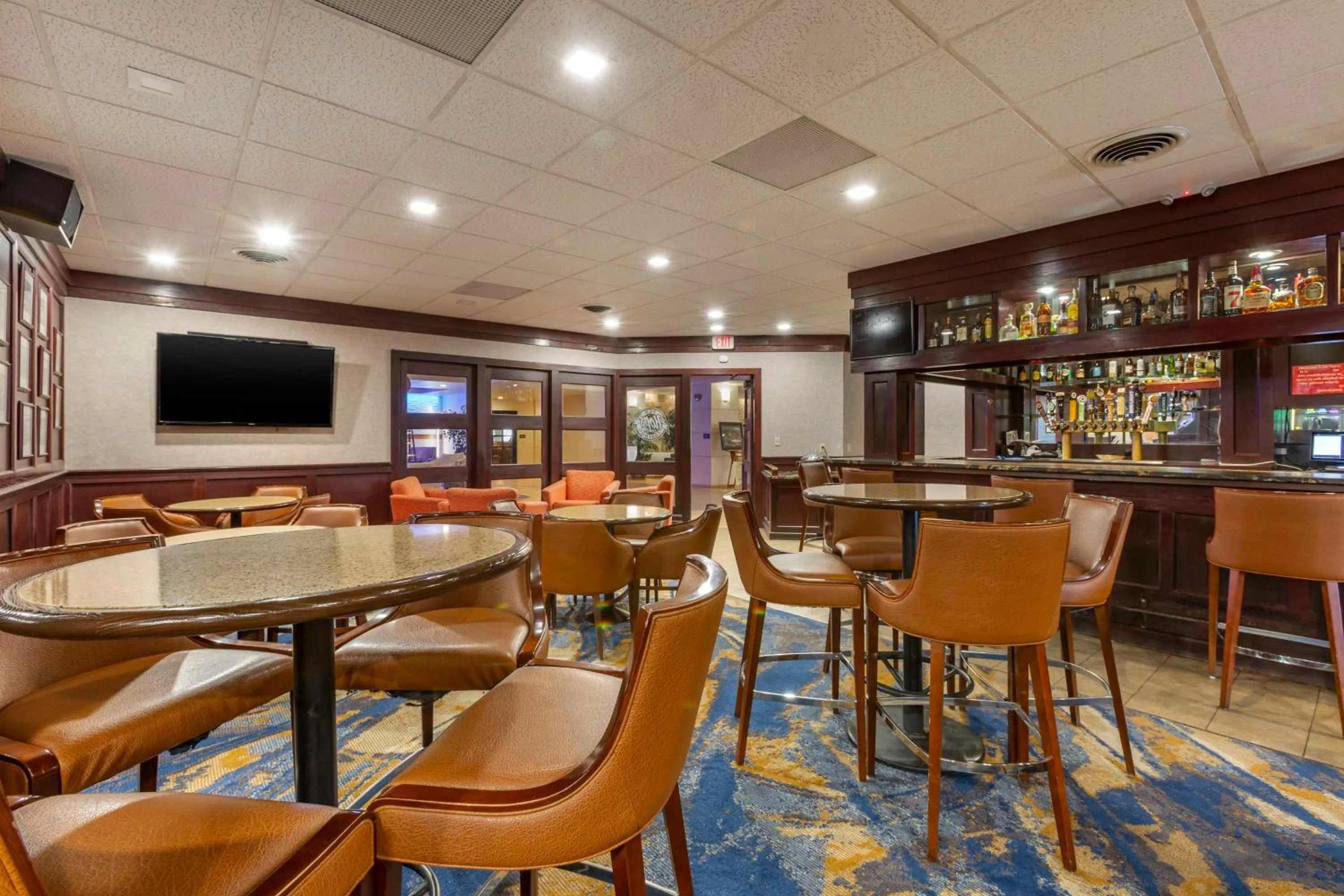 Lounge or bar in Best Western Plus Butte Plaza Inn