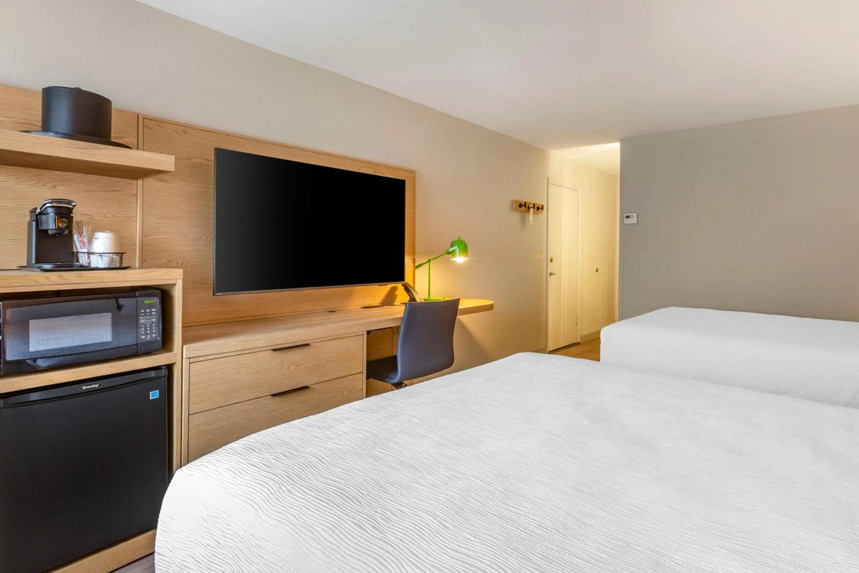 Bedroom, Bed in Best Western Plus Butte Plaza Inn