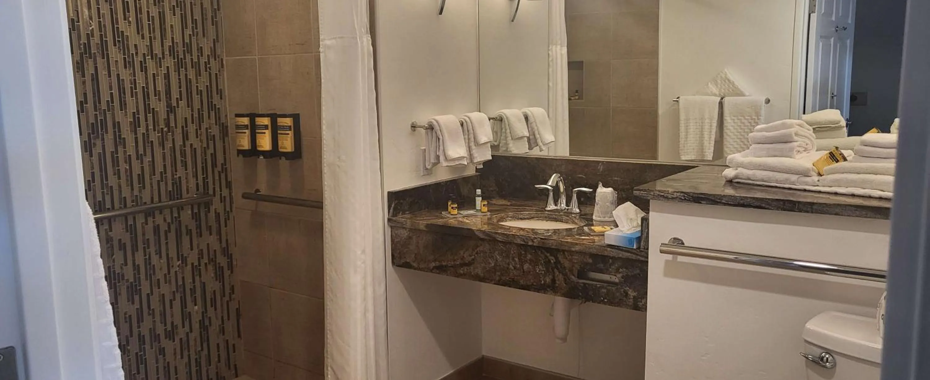 Bathroom in Best Western Plus Butte Plaza Inn