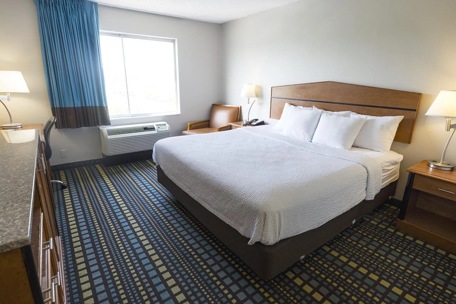 Bed in Days Inn by Wyndham Florence Cincinnati Area