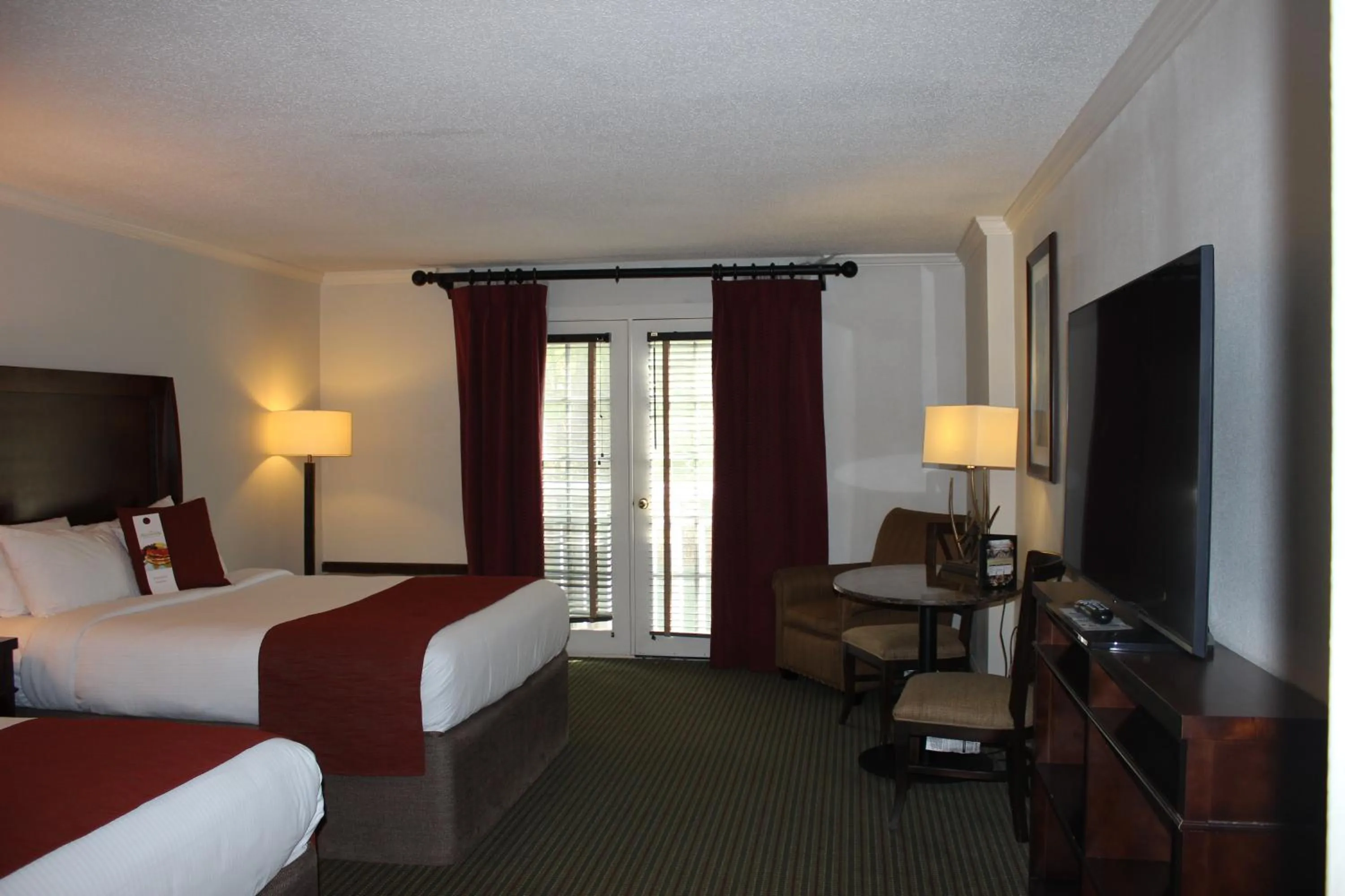 Bed in Brasstown Valley Resort & Spa