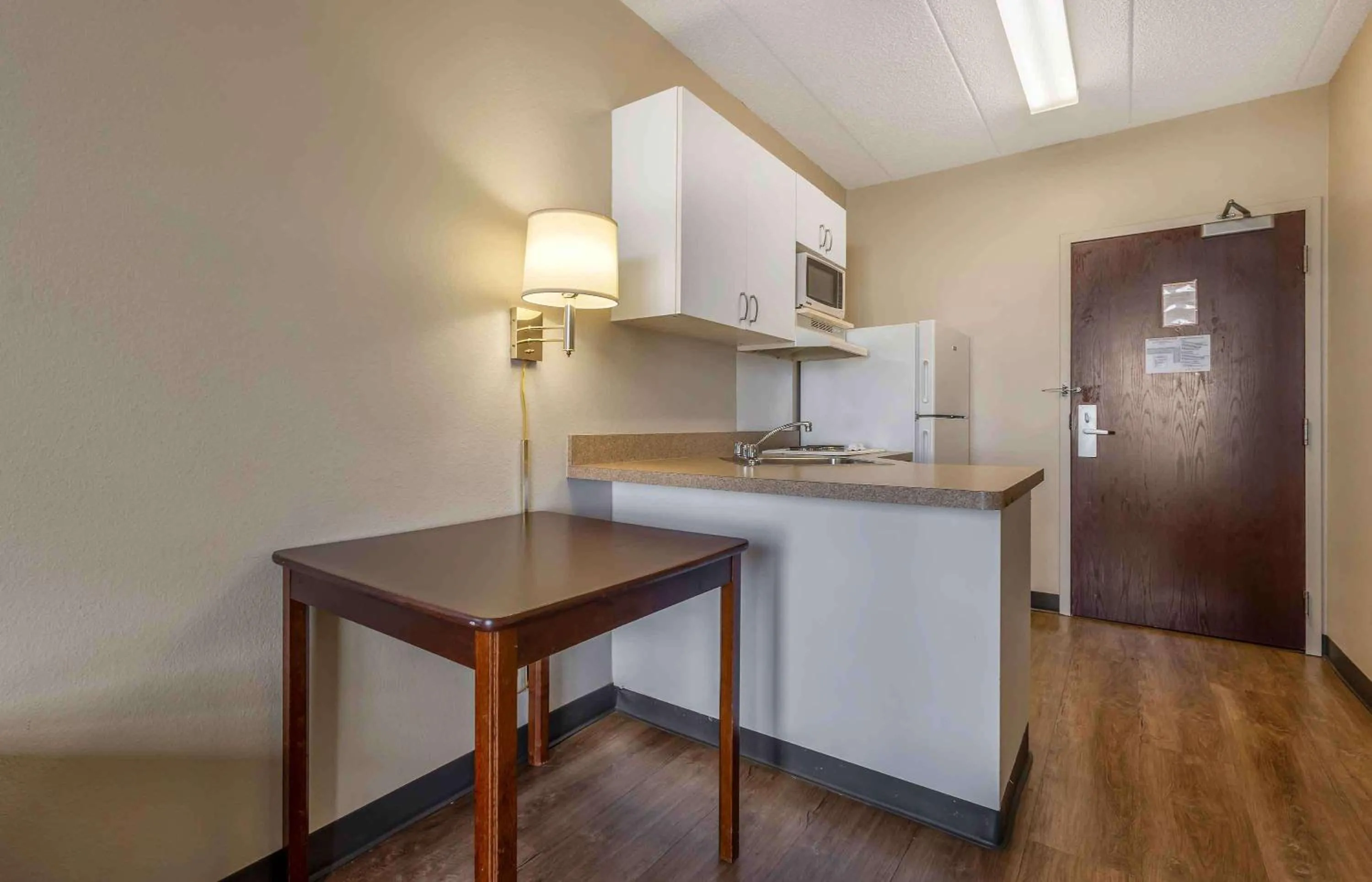 Kitchen or kitchenette in Extended Stay America Suites - Chicago - Midway