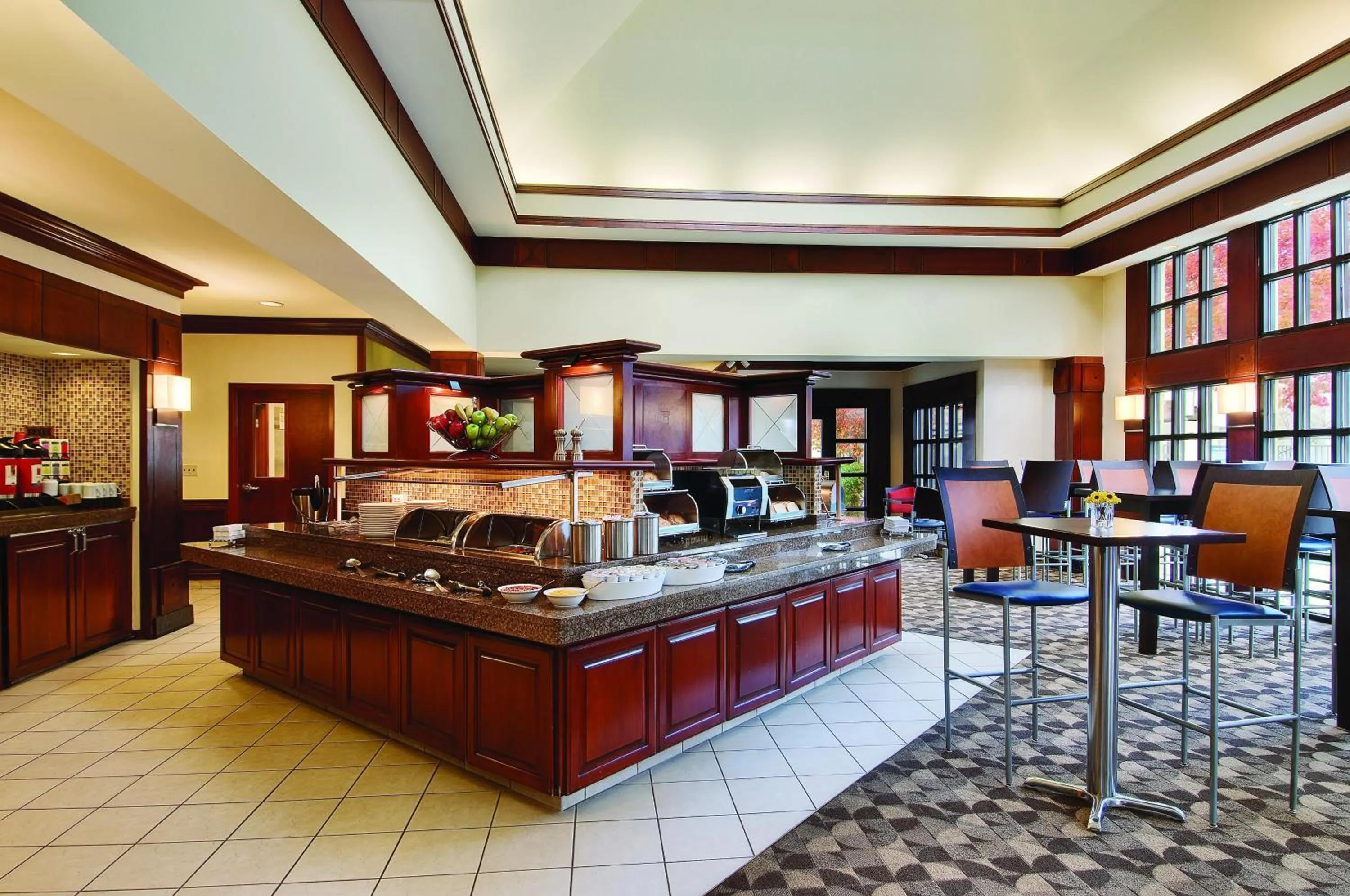 Restaurant/places to eat in Hyatt House Parsippany Whippany