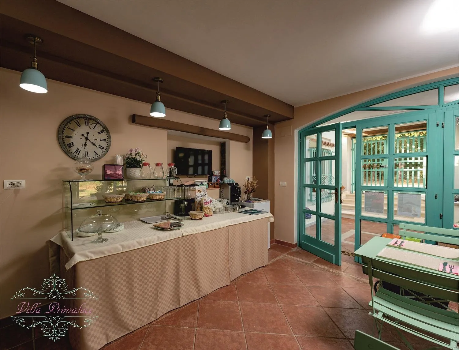 Breakfast in Villa Primaluce