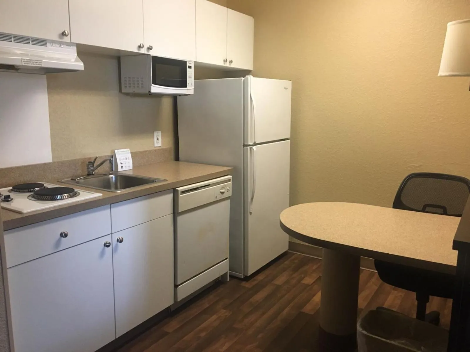 Kitchen or kitchenette in Extended Stay America Suites - Denver - Aurora North