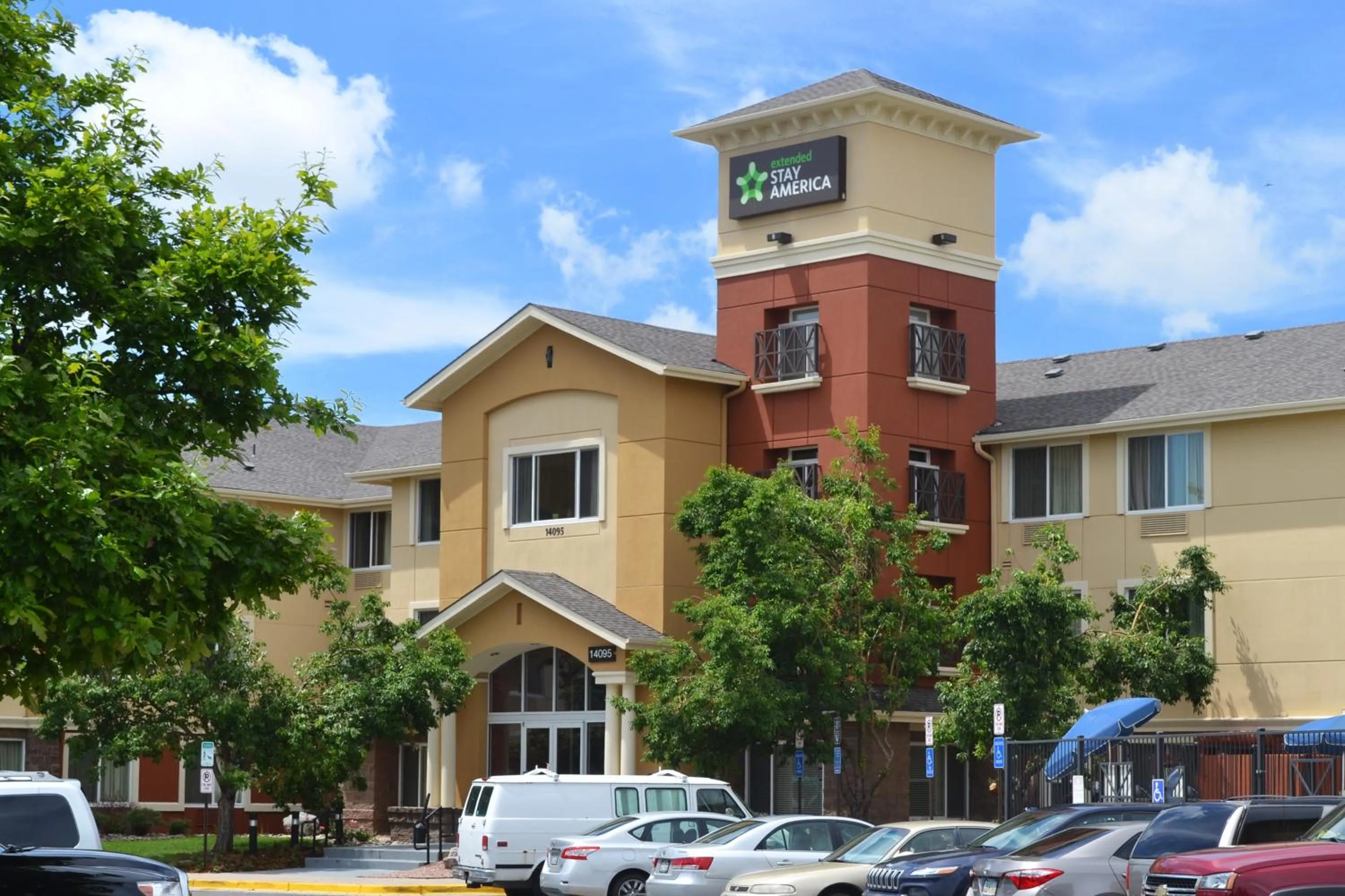 Property building in Extended Stay America Suites - Denver - Aurora North
