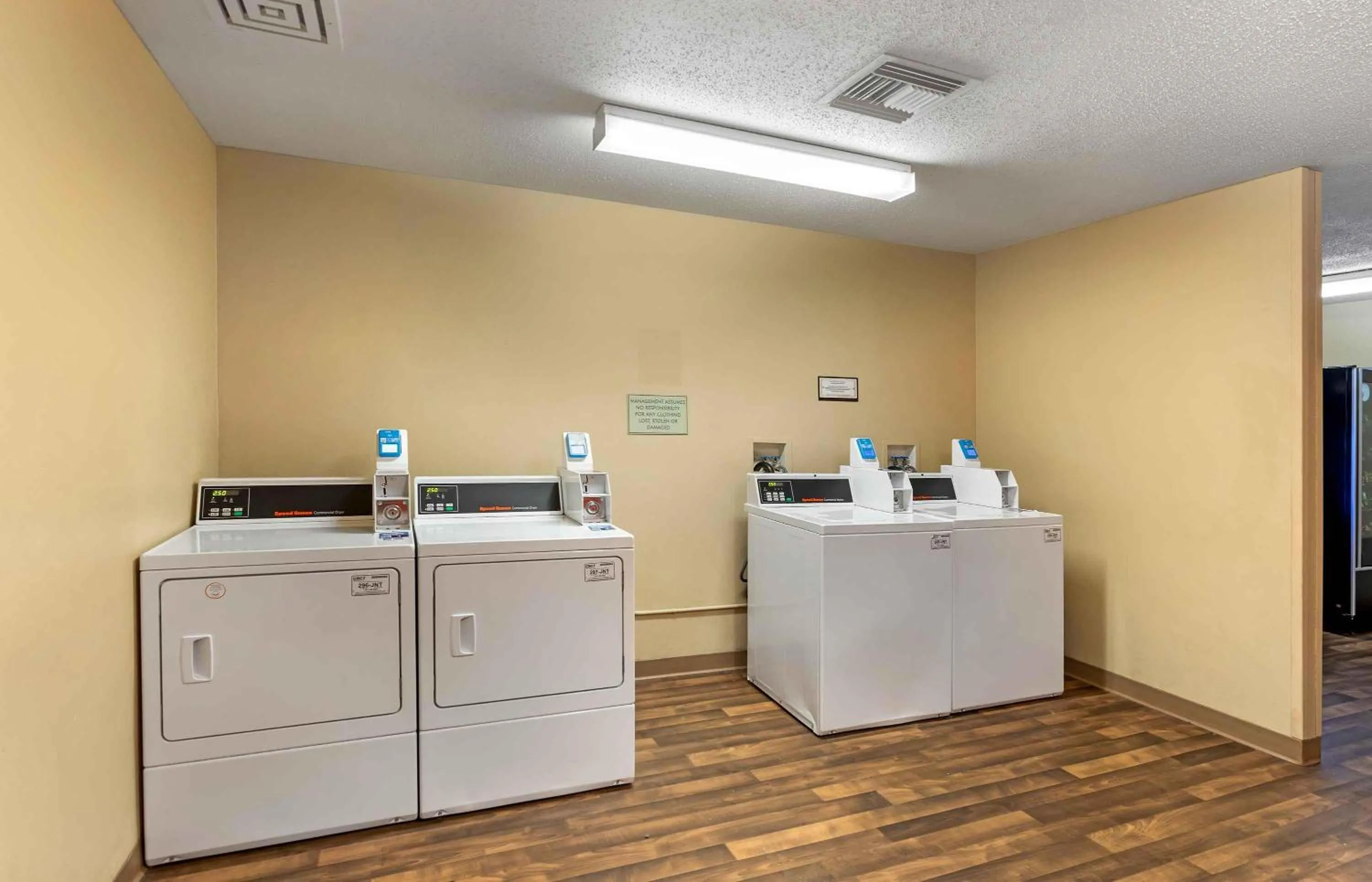 Property building in Extended Stay America Suites - Denver - Aurora North