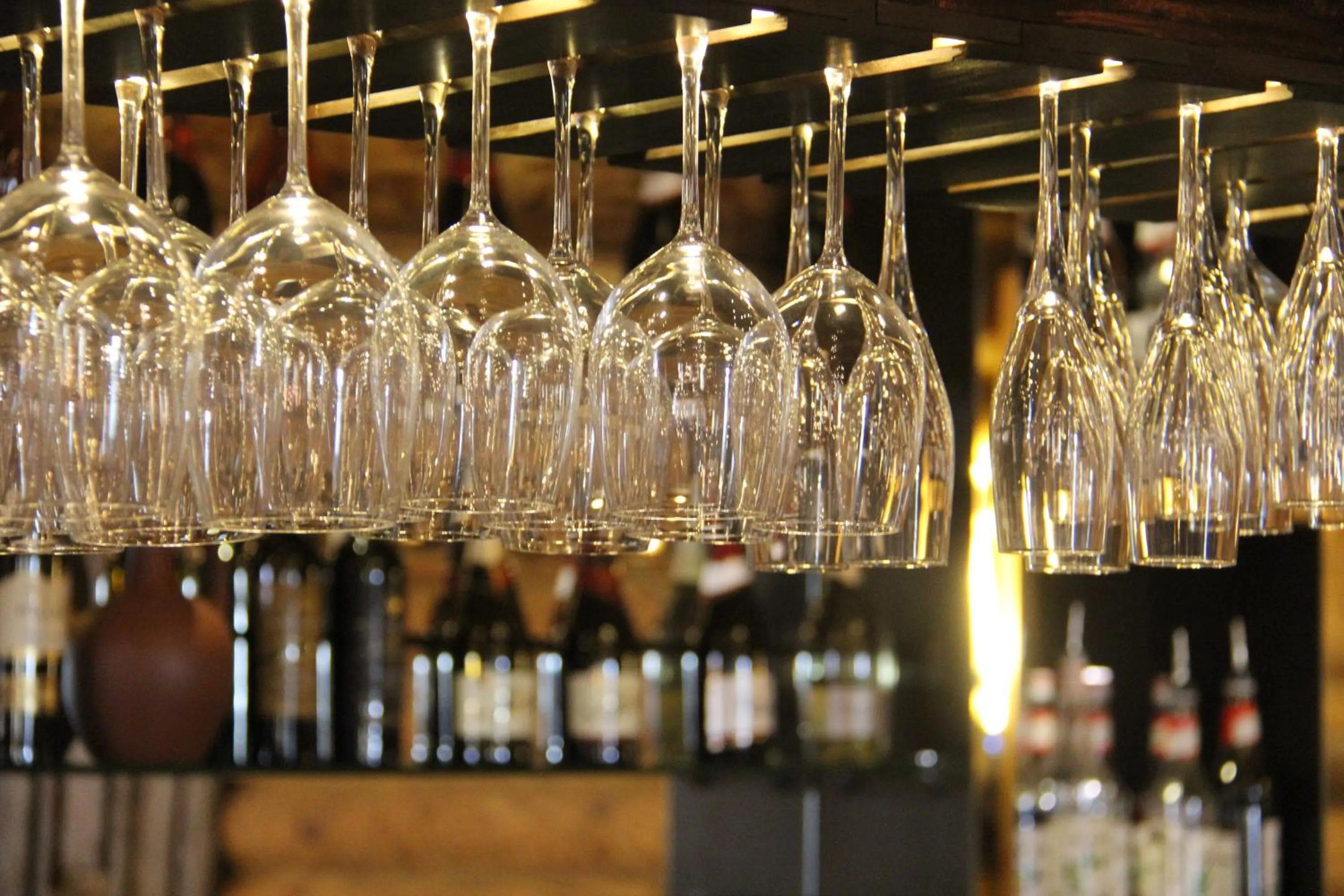 Restaurant/places to eat in Khazar Inji Hotel