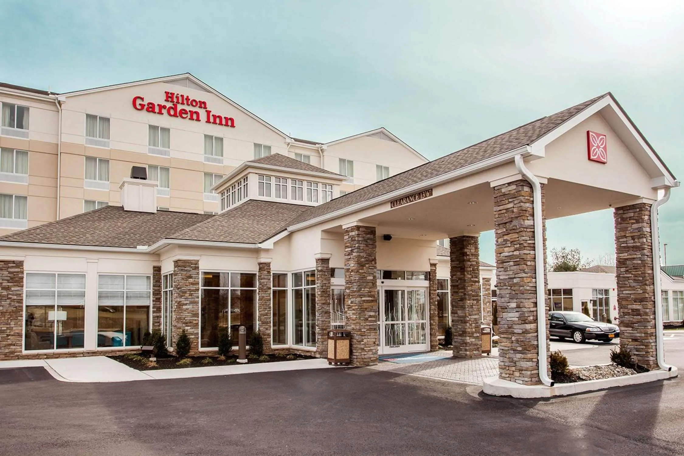 Property building in Hilton Garden Inn Valley Forge/Oaks