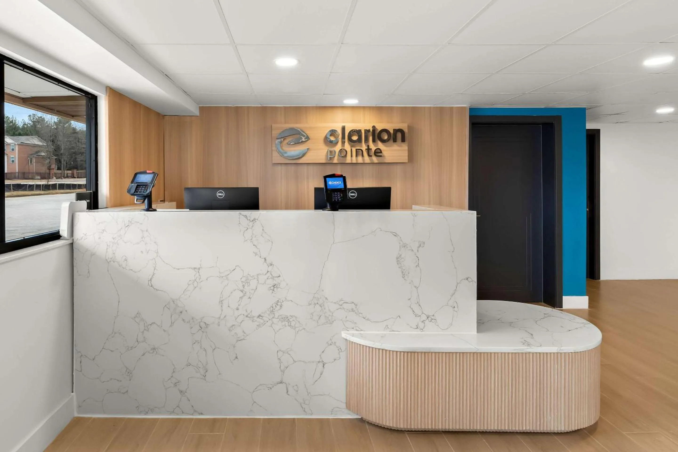 Lobby or reception in Clarion Pointe Kennesaw Town Center