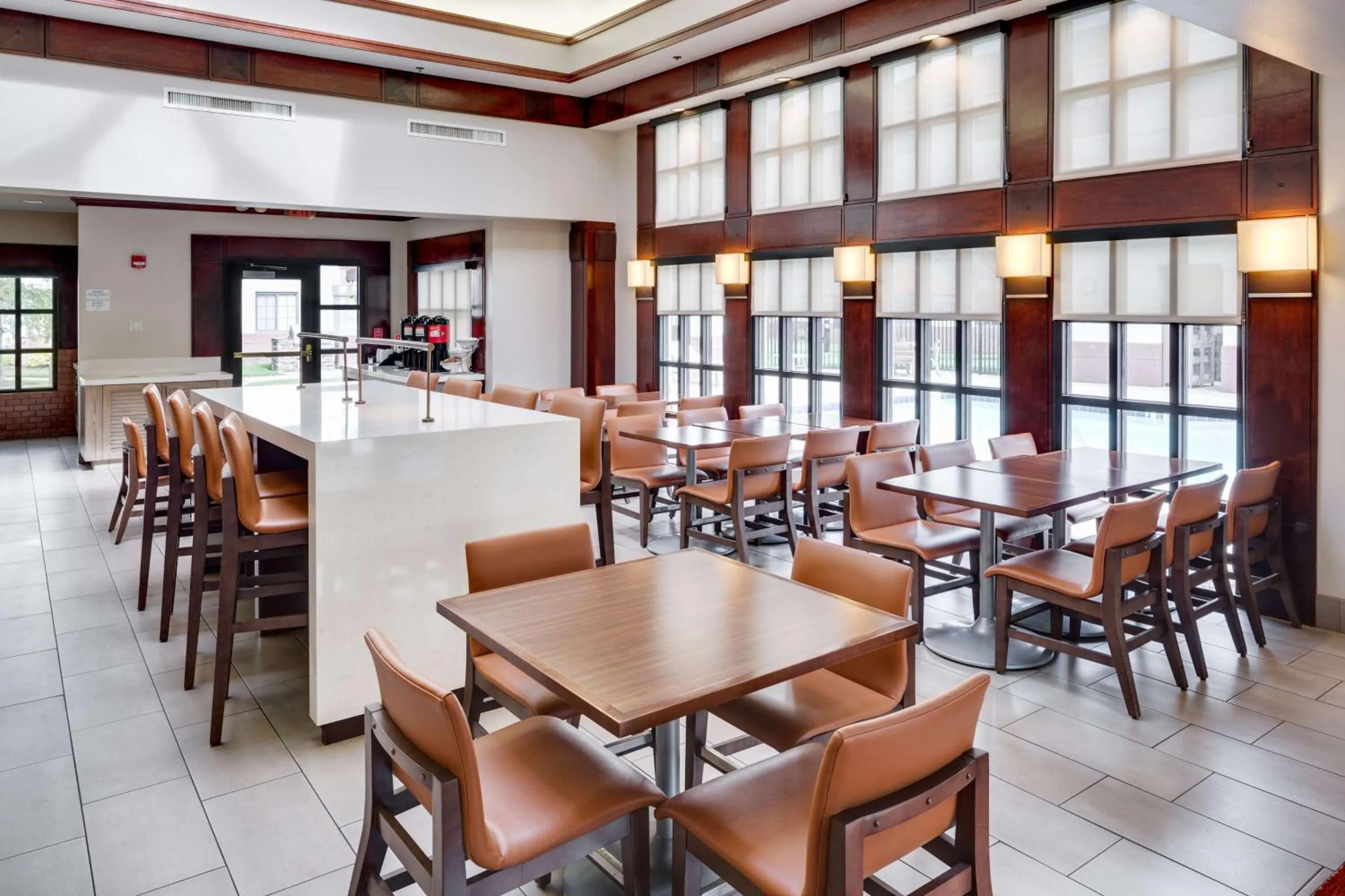 Restaurant/places to eat in Hyatt House Boston Waltham