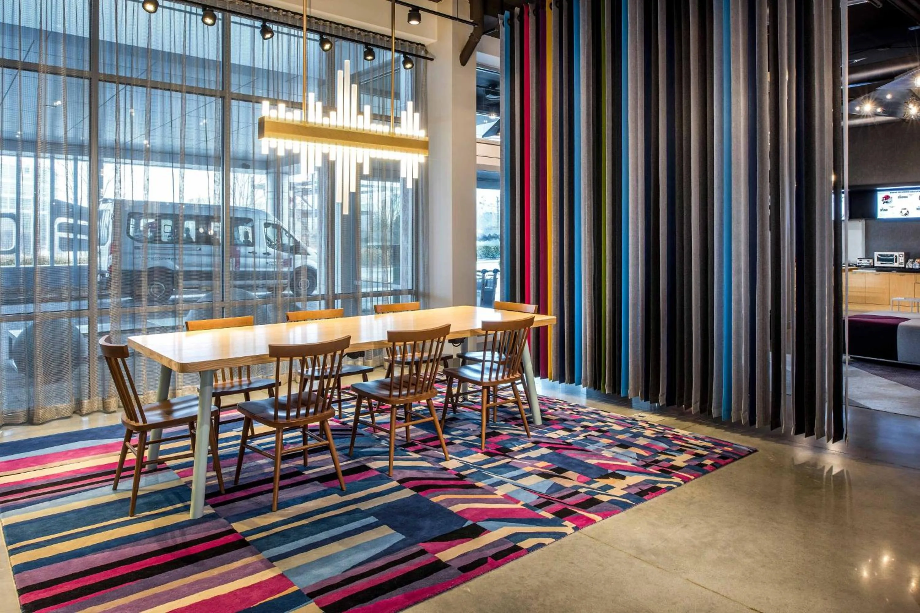 Lobby or reception in Aloft Charlotte Ballantyne