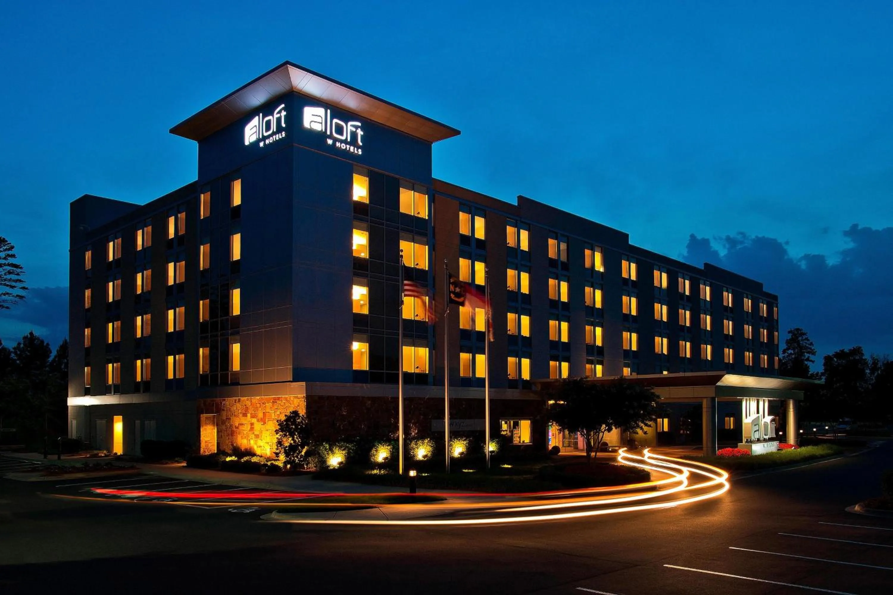Property building in Aloft Charlotte Ballantyne