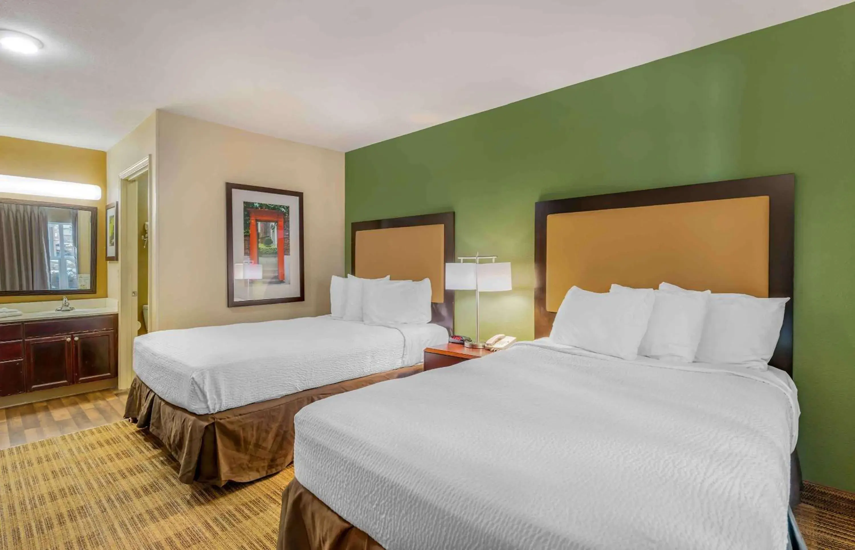 Deluxe Studio with 2 Double Beds - Non-Smoking in Extended Stay America Suites - Portland - Hillsboro Deluxe Studio with 2 Double Beds - Non-Smoking in Extended Stay America Suites - Portland - Hillsboro