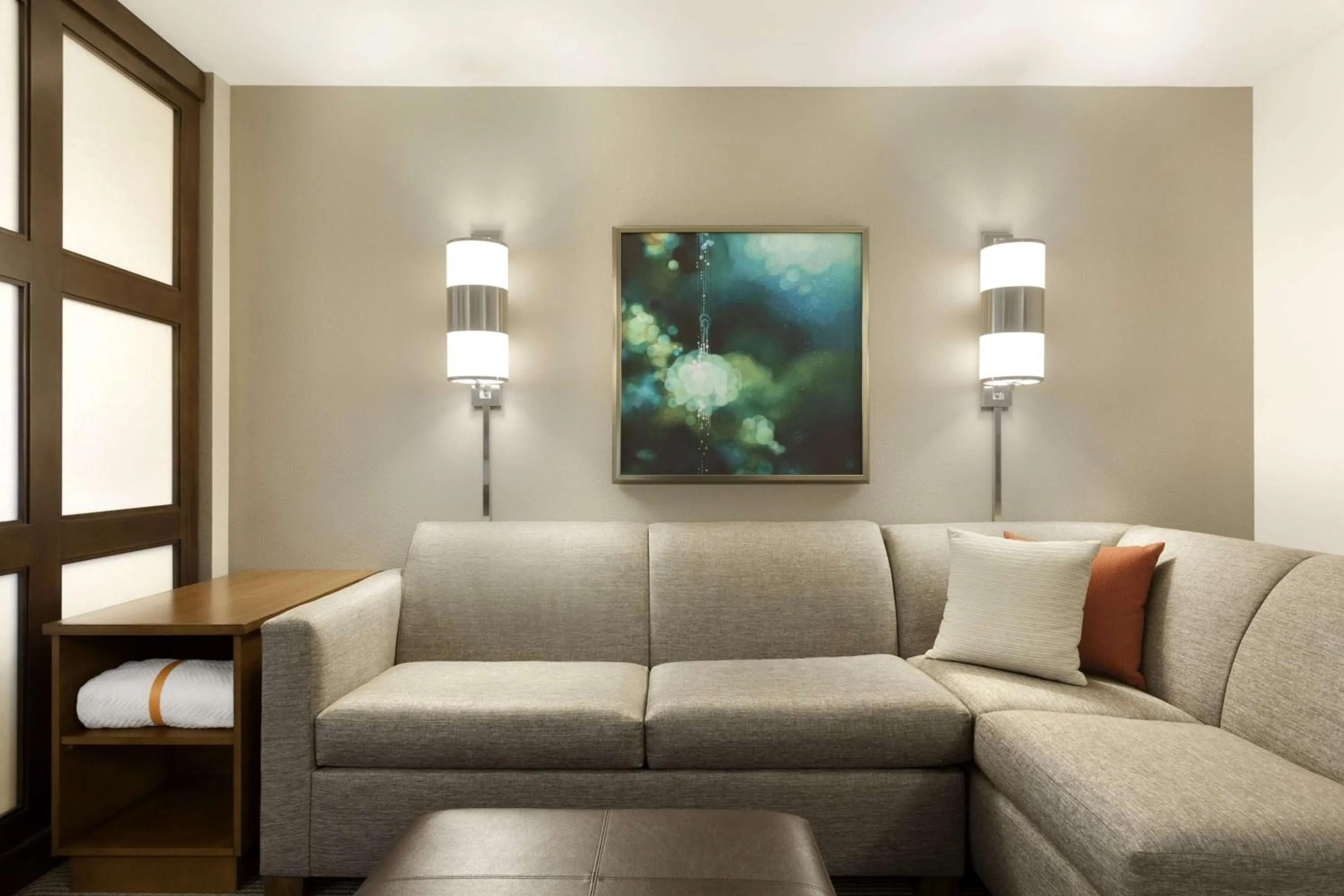 Bedroom in Hyatt Place Portland Airport/Cascade Station