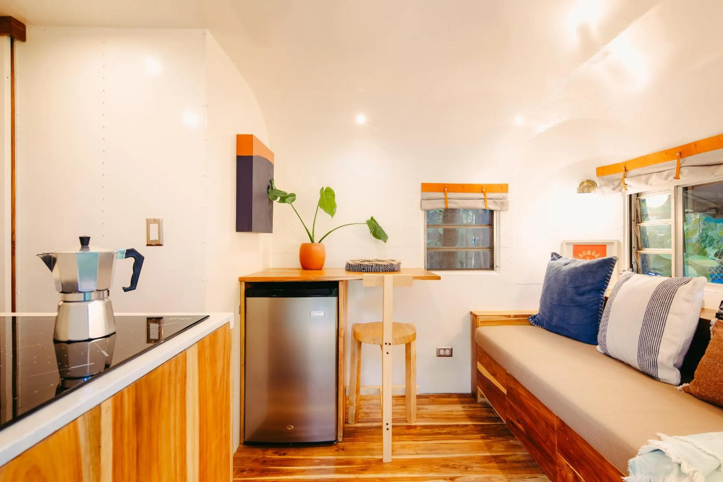 Seating area in Somos