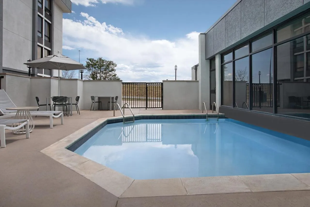 Swimming pool in Spark by Hilton Denver East I 70