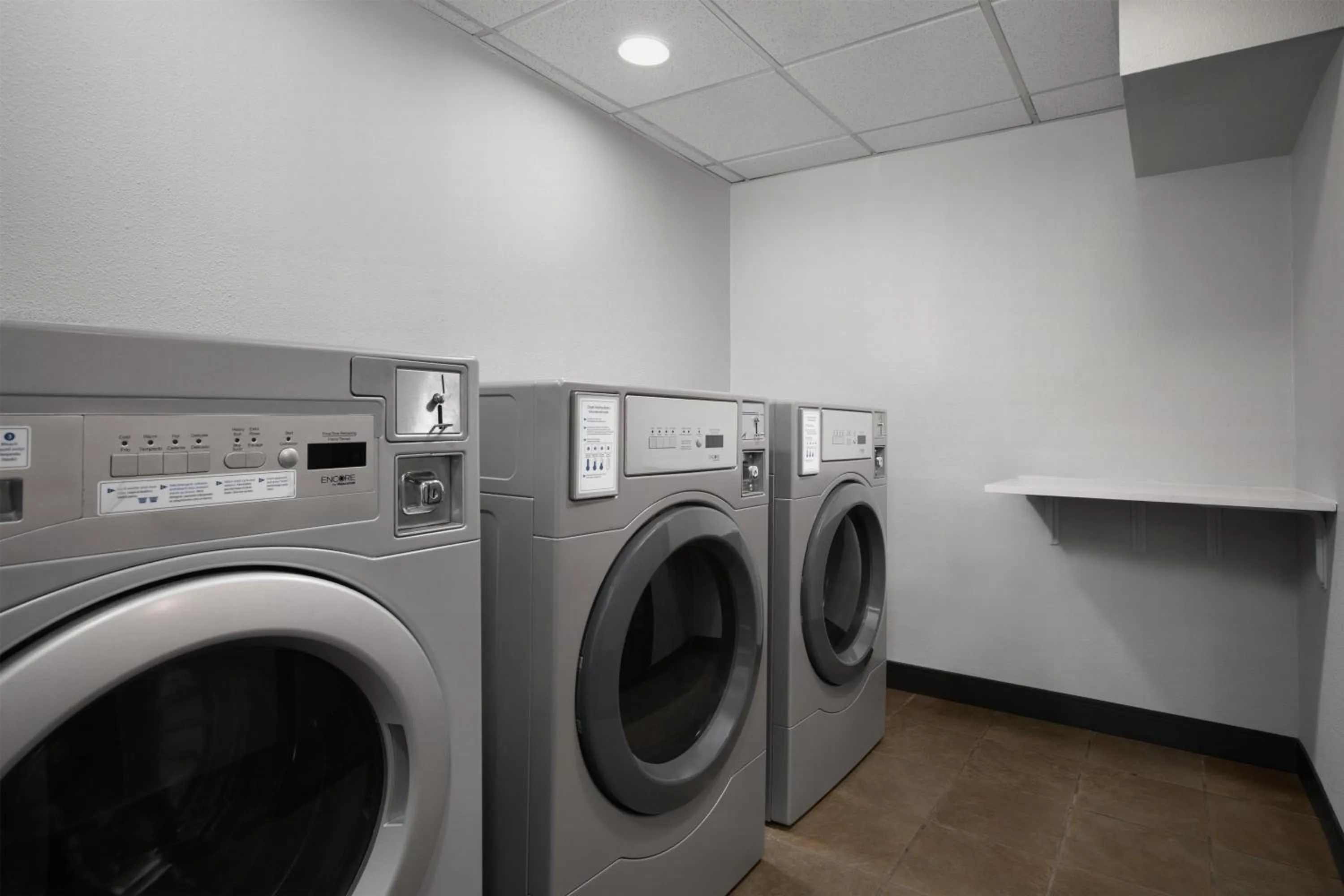 laundry in Spark by Hilton Denver East I 70