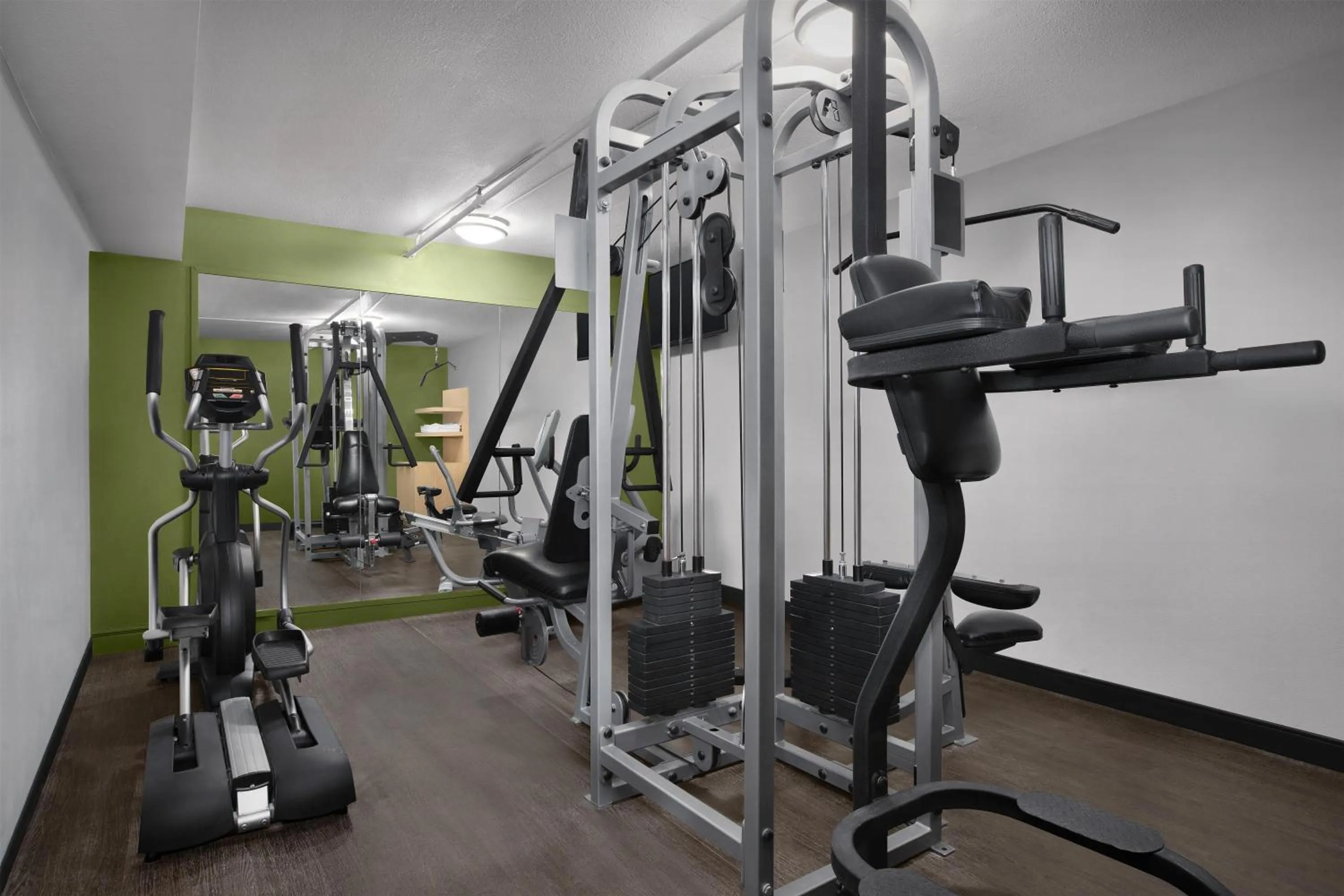Fitness centre/facilities in Spark by Hilton Denver East I 70