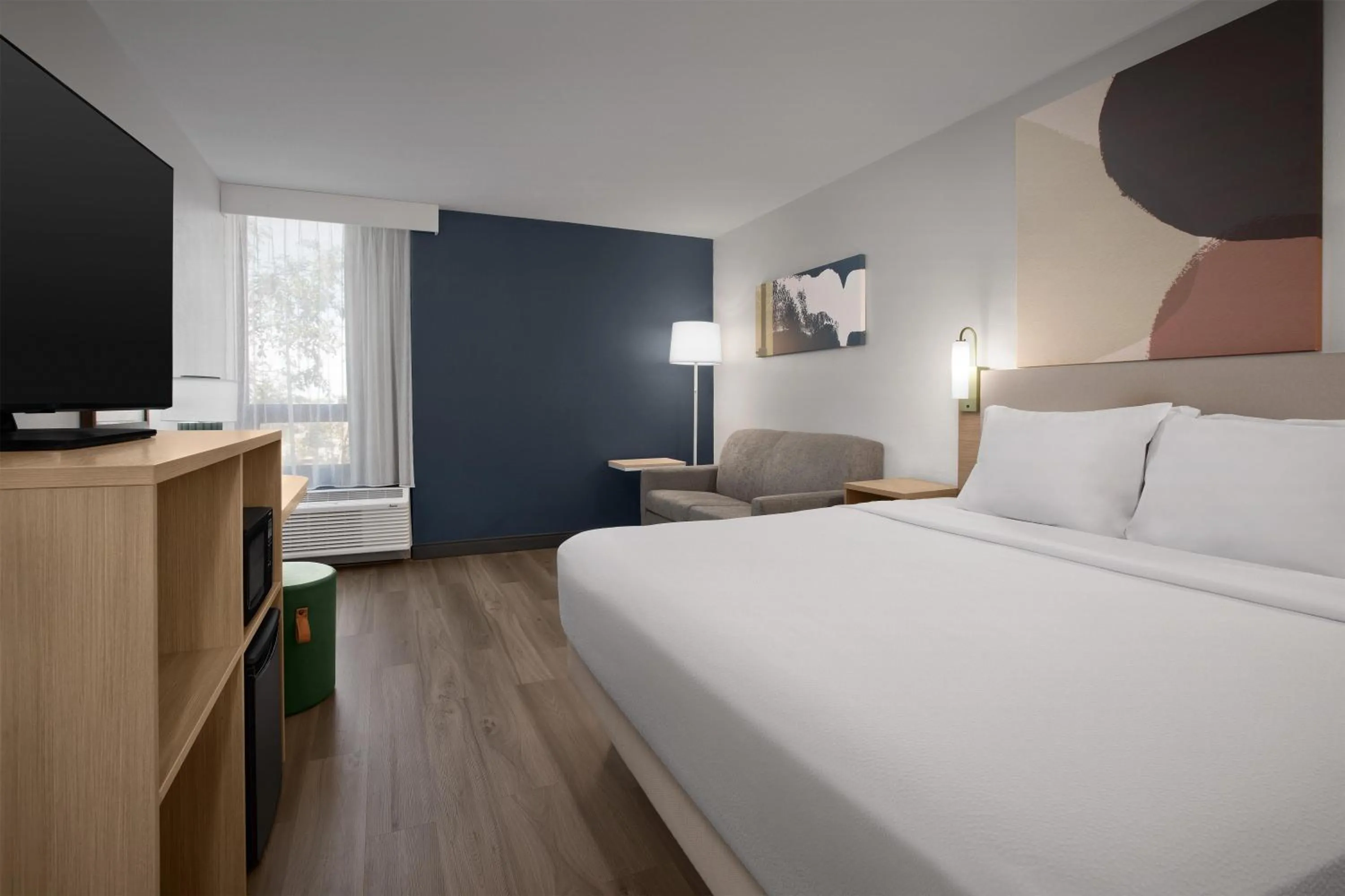 Bed in Spark by Hilton Denver East I 70