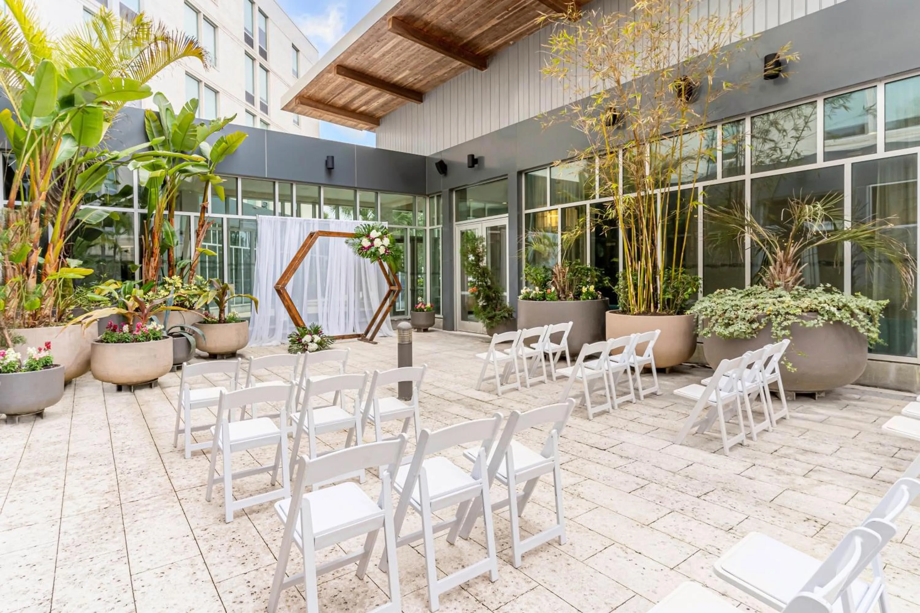 Banquet/Function facilities in Aloft Jacksonville Tapestry Park