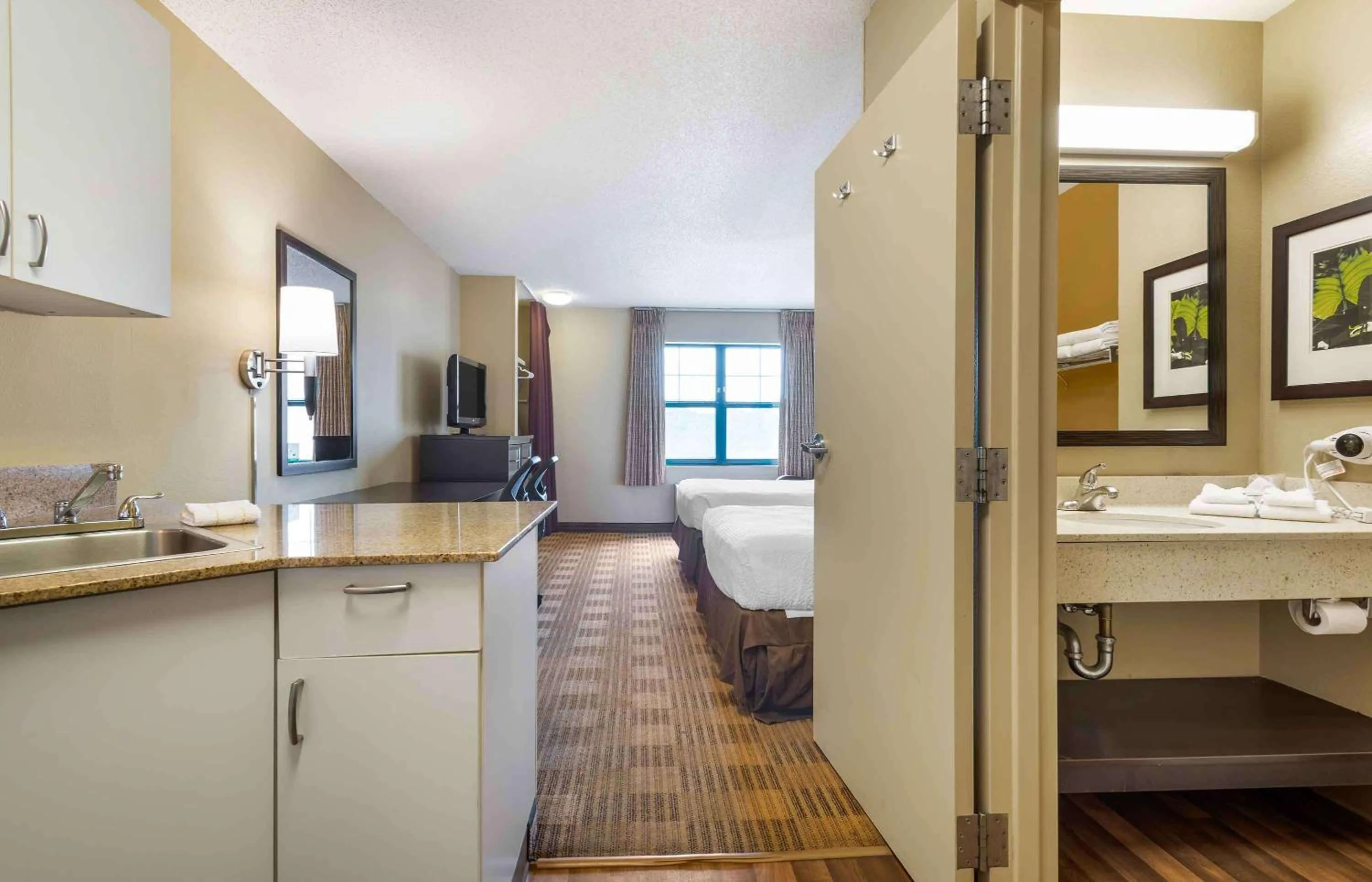 Bedroom in Extended Stay America Suites - Secaucus - Meadowlands