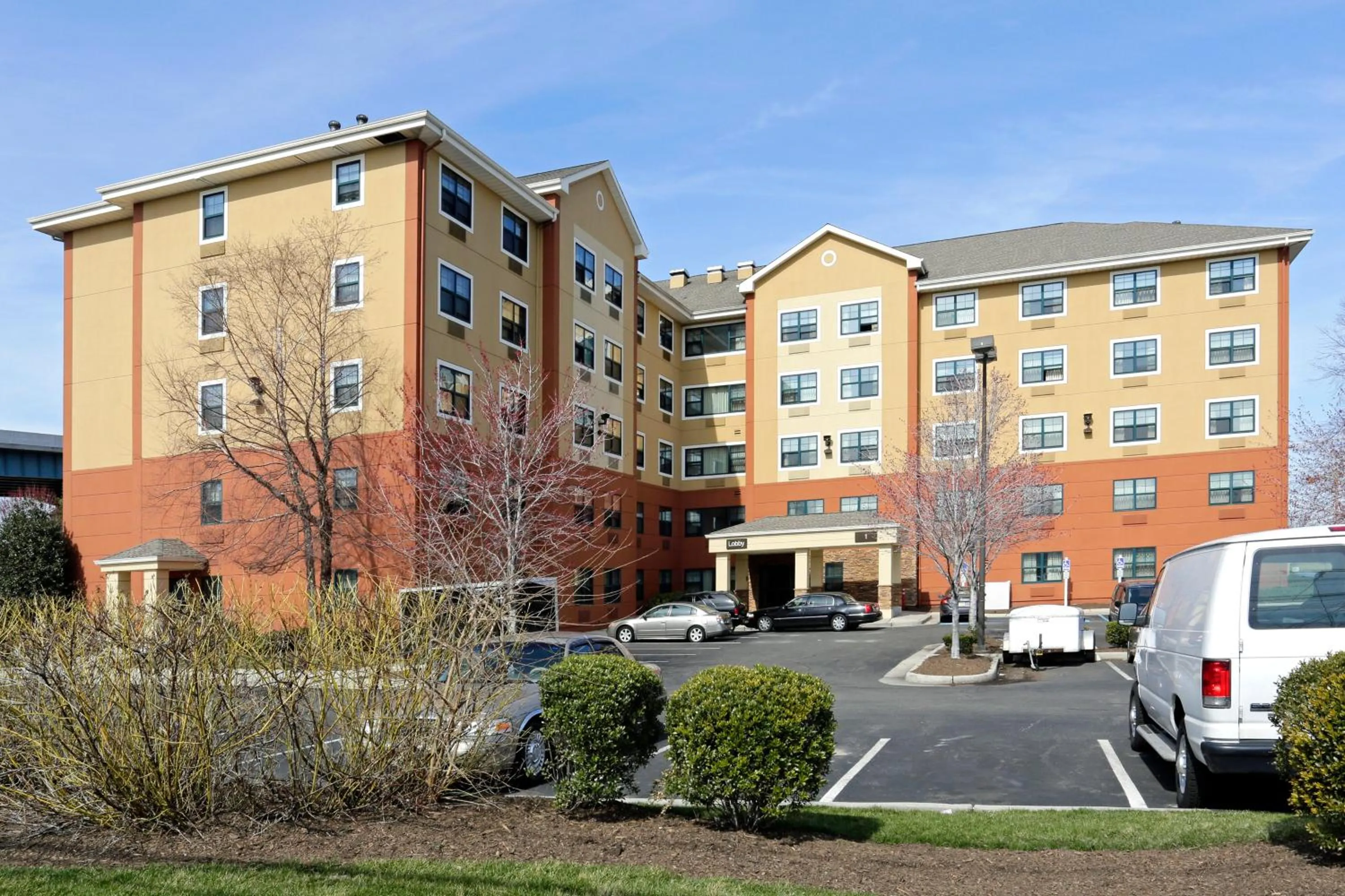 Property building in Extended Stay America Suites - Secaucus - Meadowlands