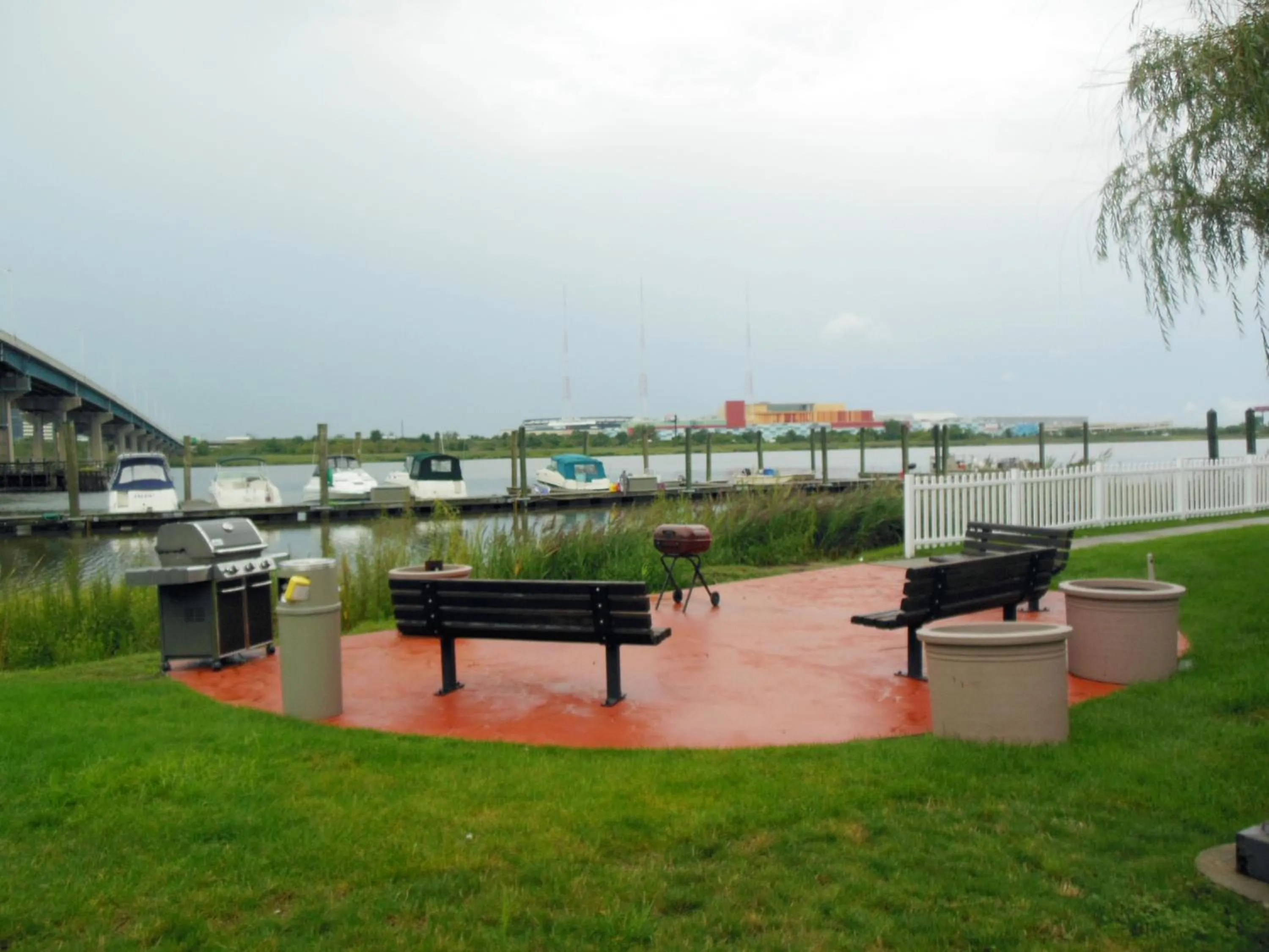 BBQ facilities in Extended Stay America Suites - Secaucus - Meadowlands