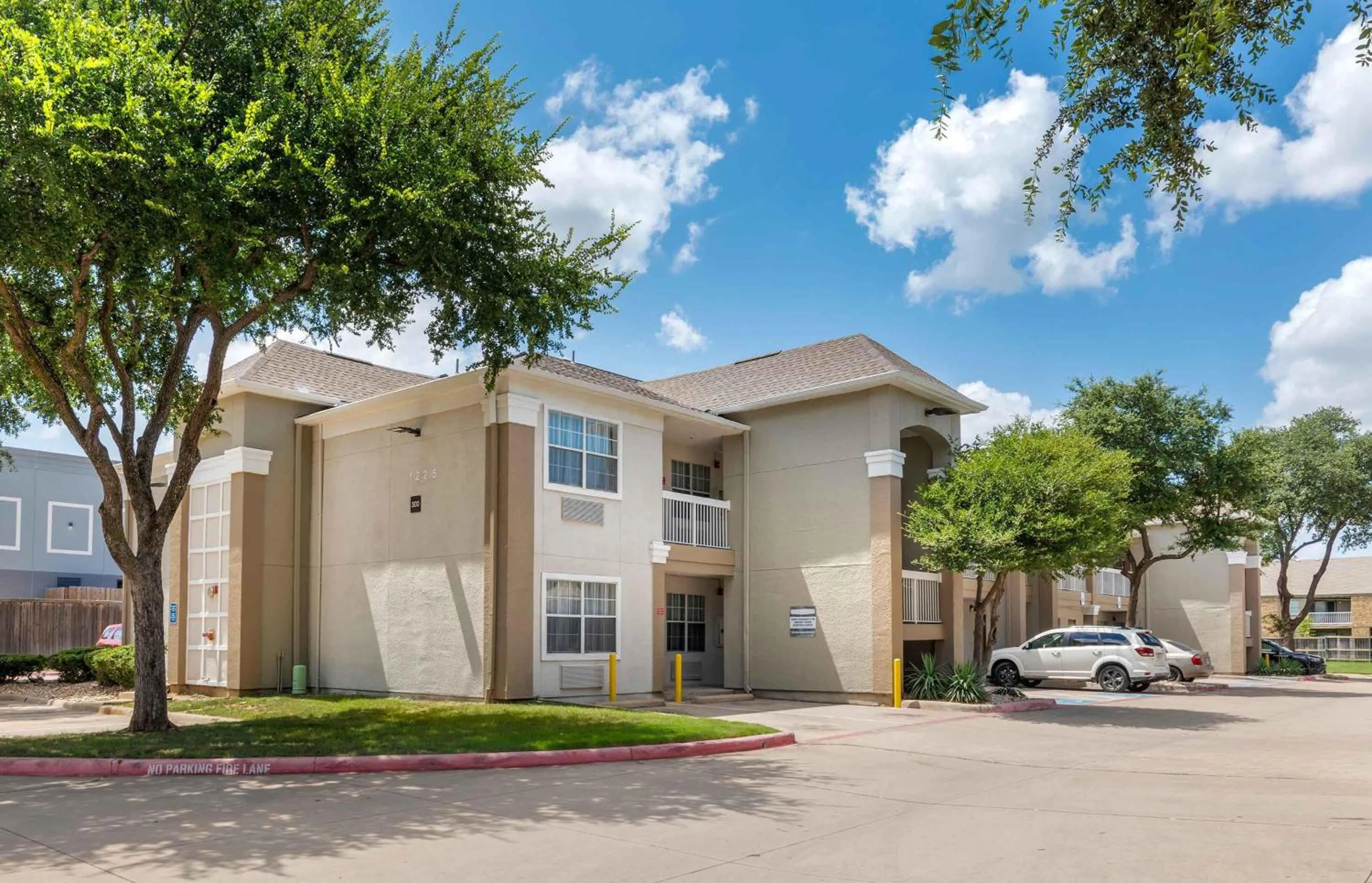 Property building in Extended Stay America Suites - Arlington