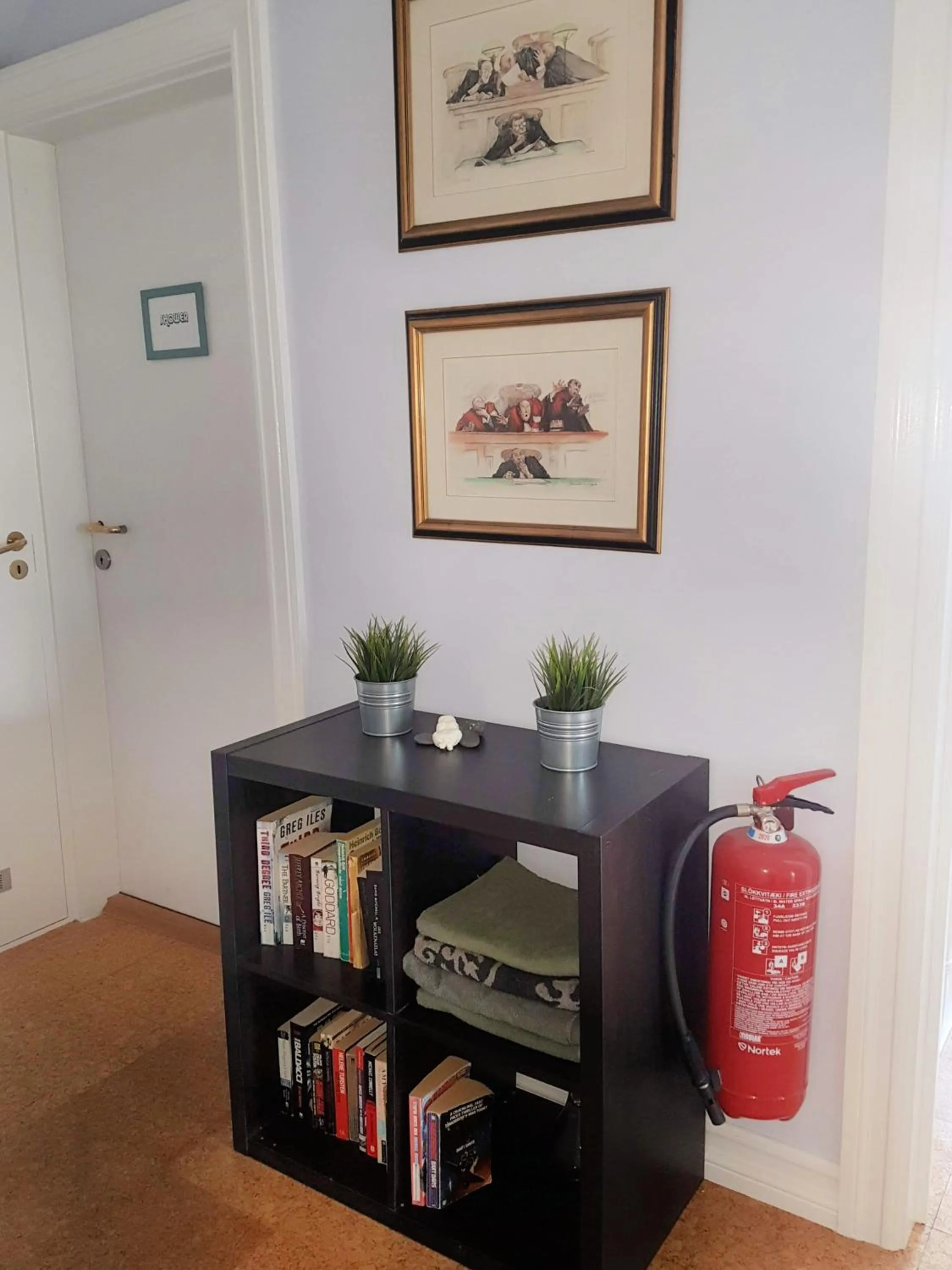 Refurinn Reykjavik Guesthouse