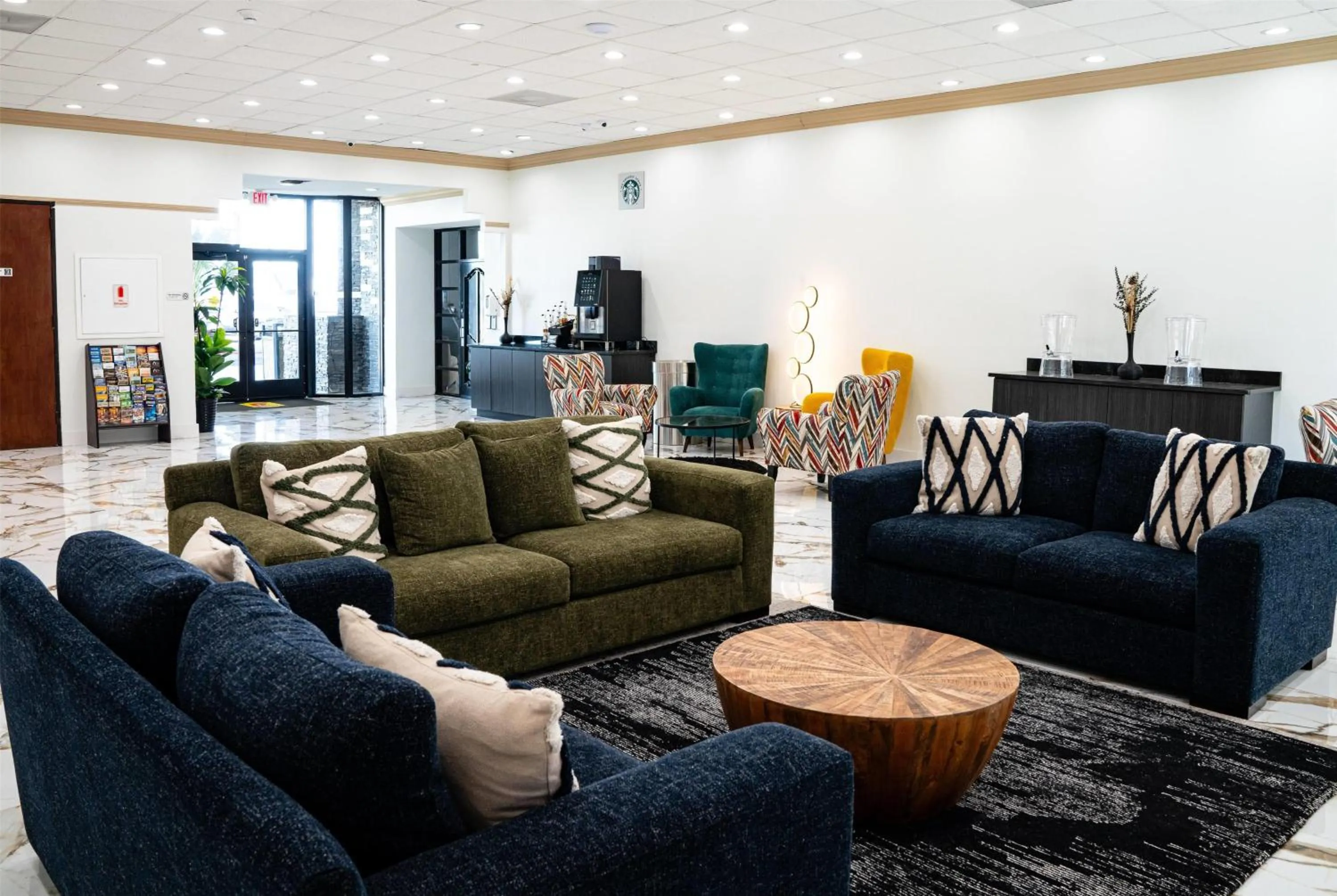 Lobby or reception in Baymont by Wyndham Corpus Christi Airport