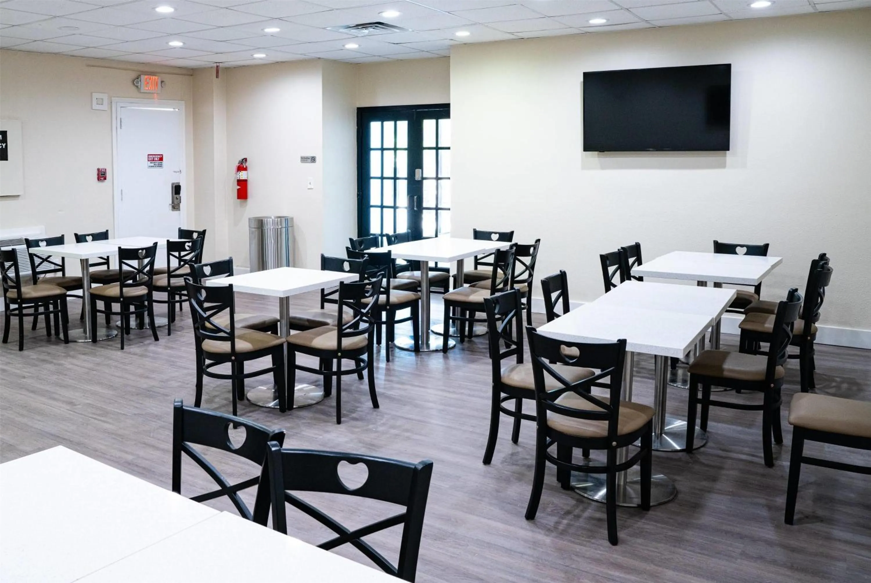 Restaurant/places to eat in Baymont by Wyndham Corpus Christi Airport