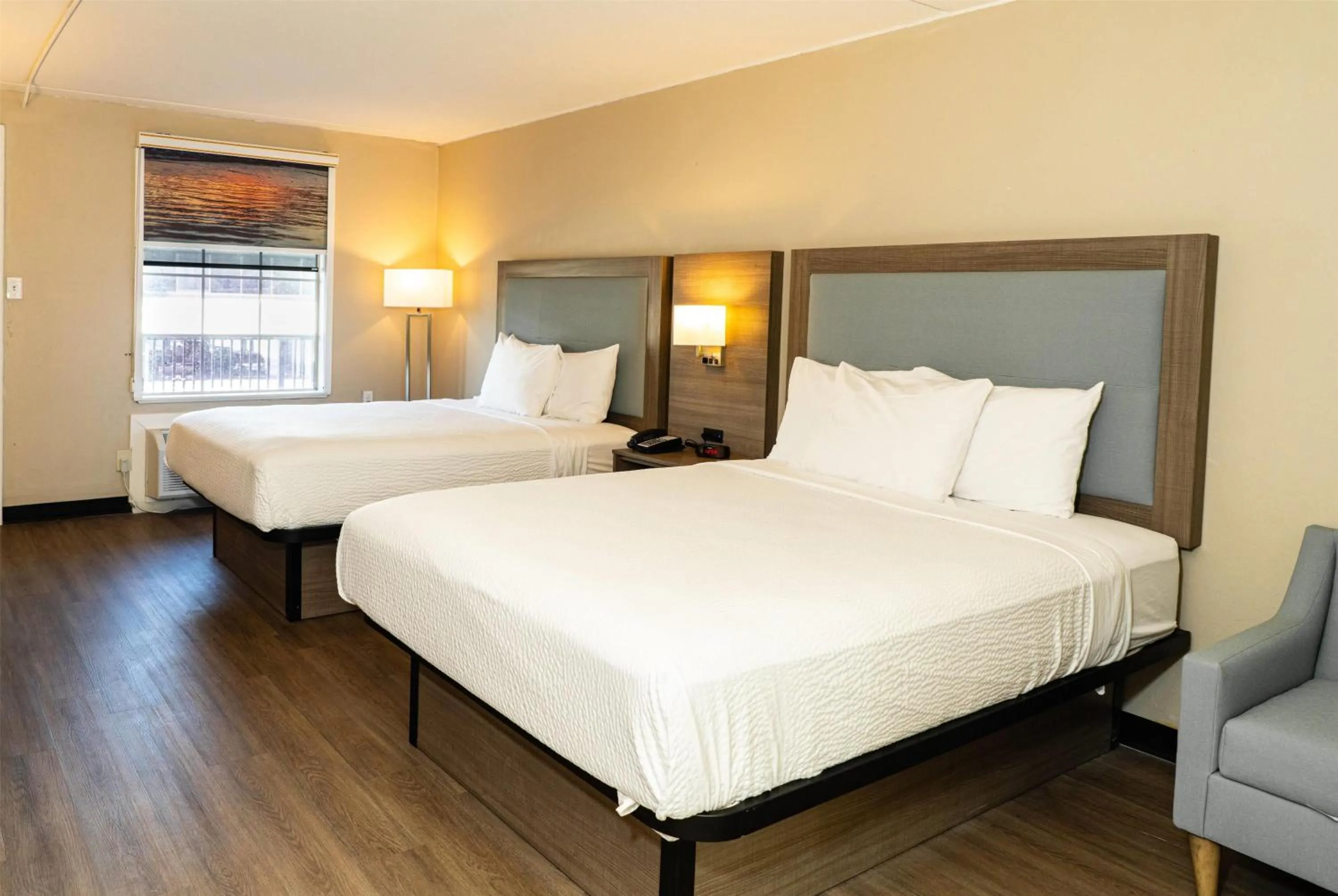 Photo of the whole room, Bed in Baymont by Wyndham Corpus Christi Airport