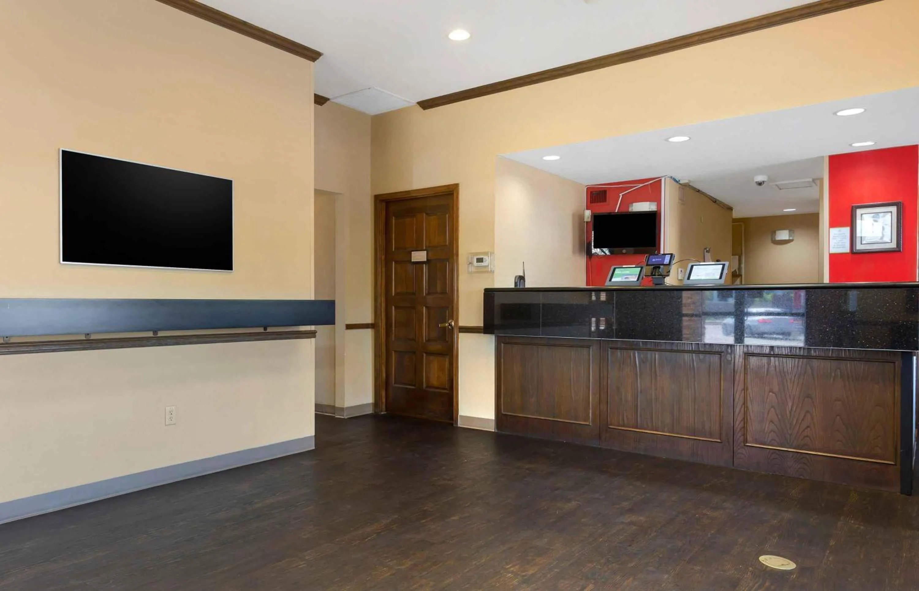 Lobby or reception in Extended Stay America Select Suites - Phoenix - Airport - E Oak St