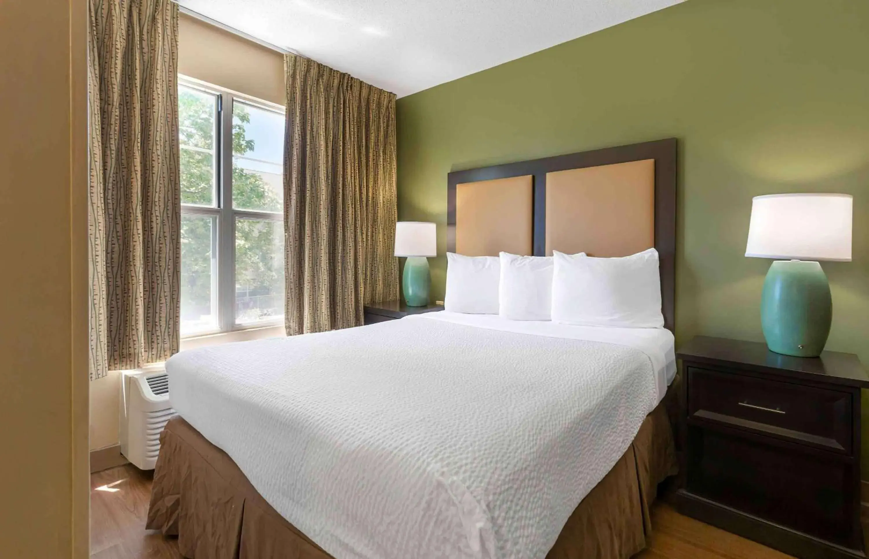 Queen Studio - Non-Smoking in Extended Stay America Suites - Raleigh - RTP - 4919 Miami Blvd Queen Studio - Non-Smoking in Extended Stay America Suites - Raleigh - RTP - 4919 Miami Blvd