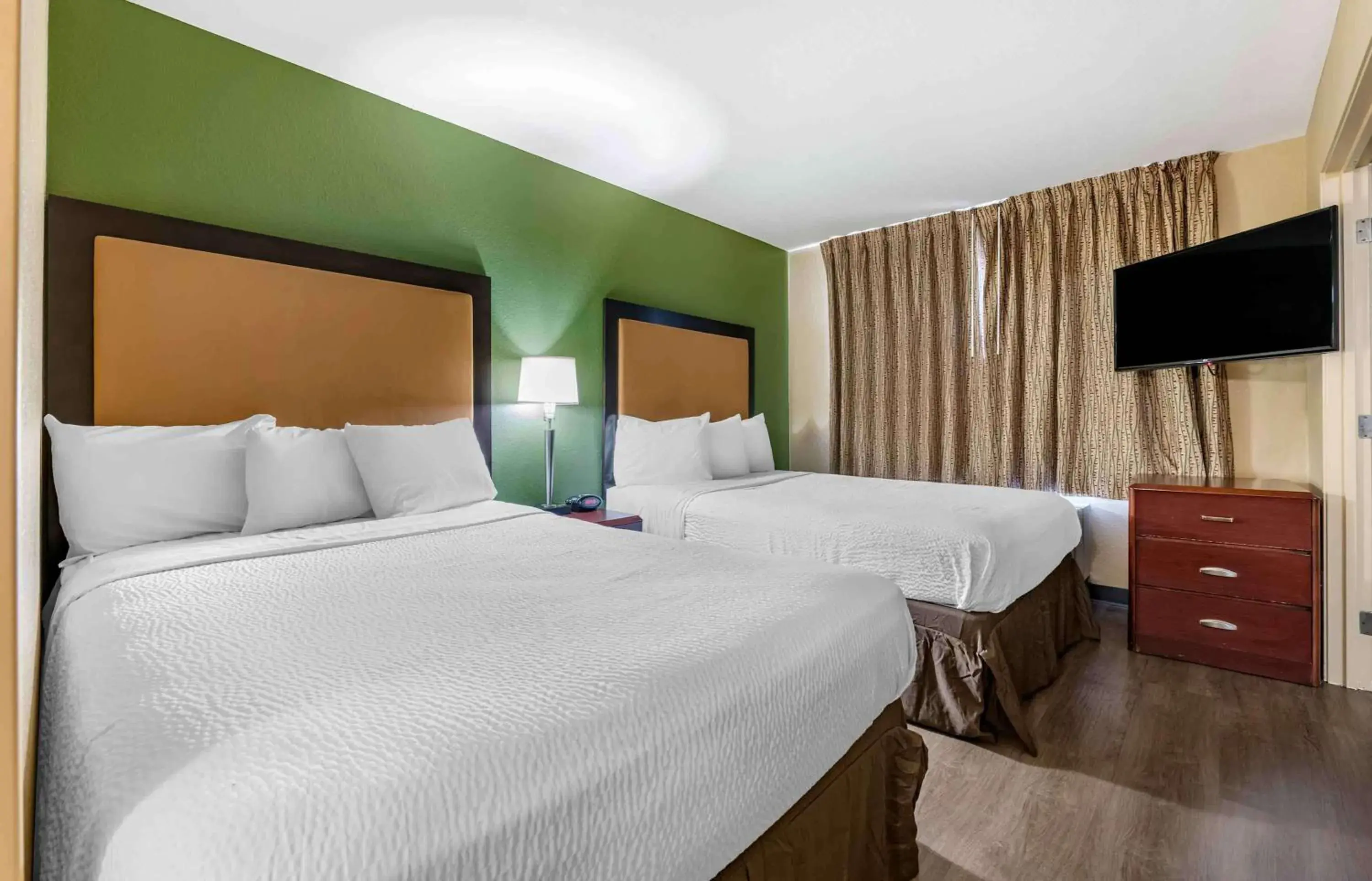 One Bedroom Suite with 2 Queen Beds - Non-Smoking in Extended Stay America Suites - Raleigh - RTP - 4919 Miami Blvd One Bedroom Suite with 2 Queen Beds - Non-Smoking in Extended Stay America Suites - Raleigh - RTP - 4919 Miami Blvd