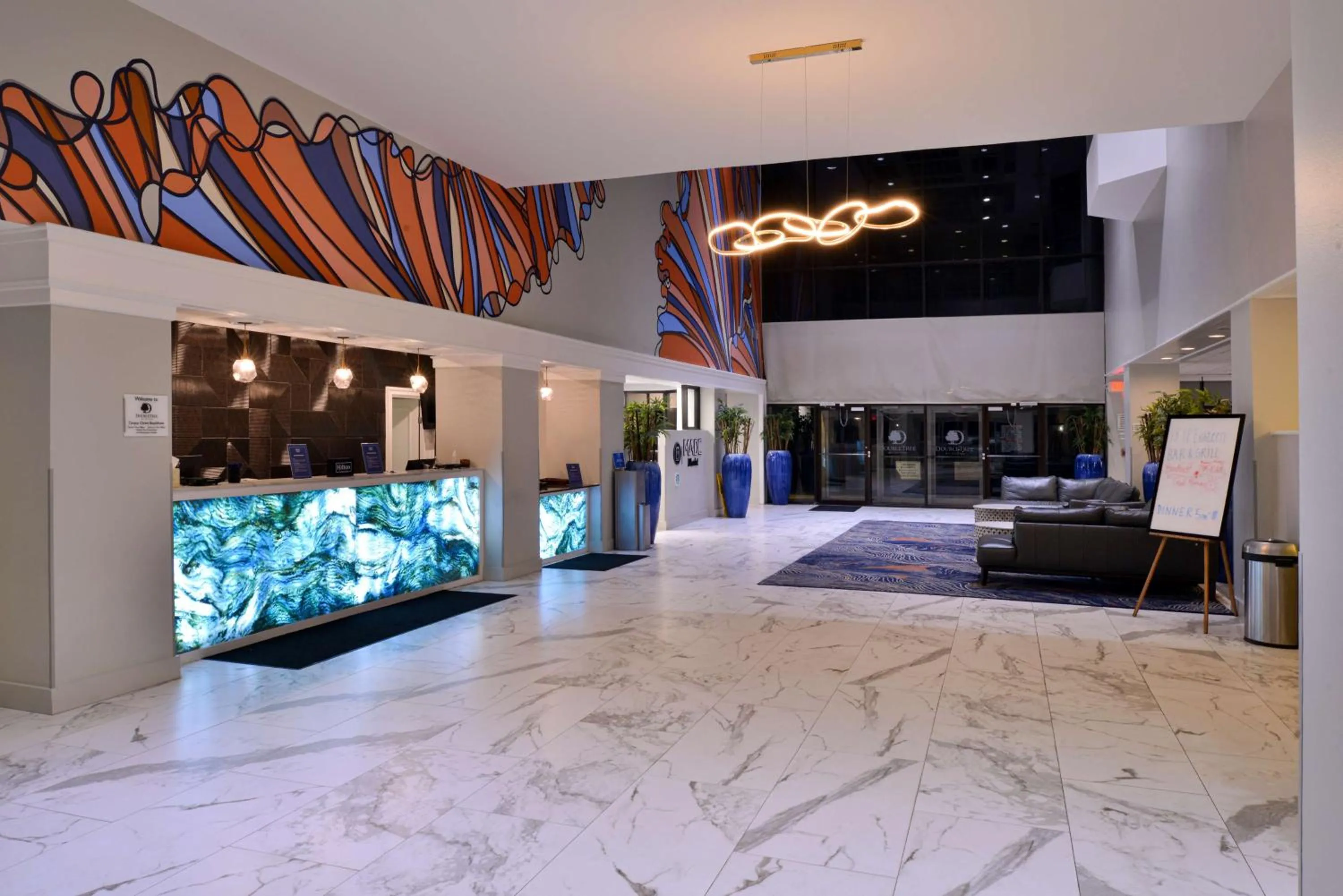 Lobby or reception in DoubleTree by Hilton Corpus Christi Beachfront