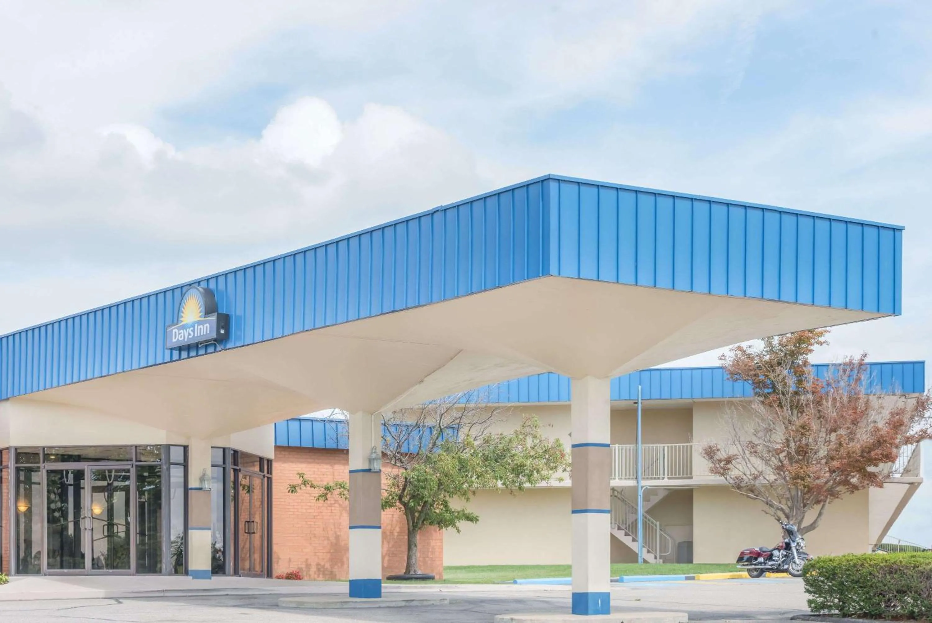 Property building in Days Inn by Wyndham St Clairsville