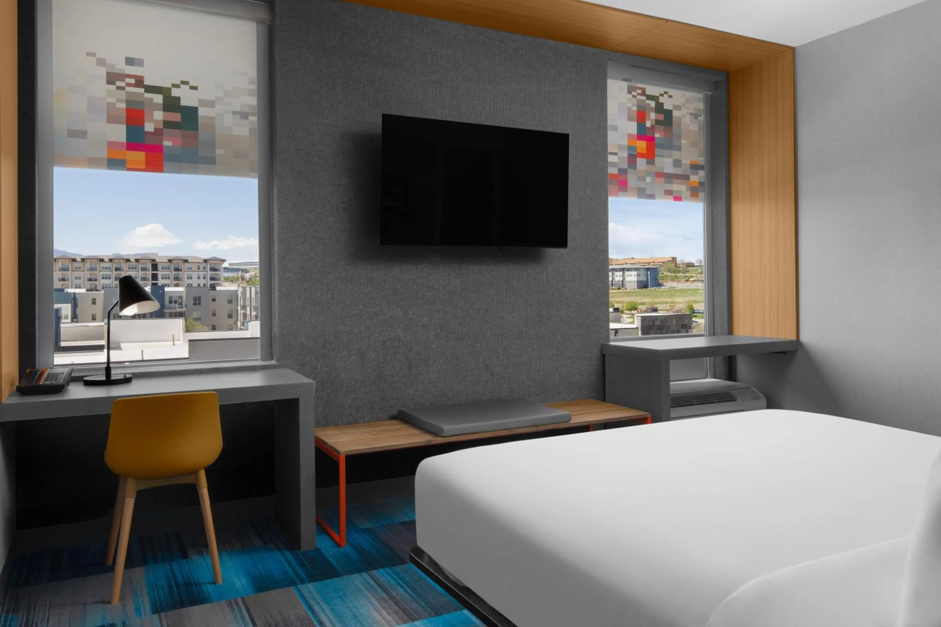Bed in Aloft Broomfield Denver