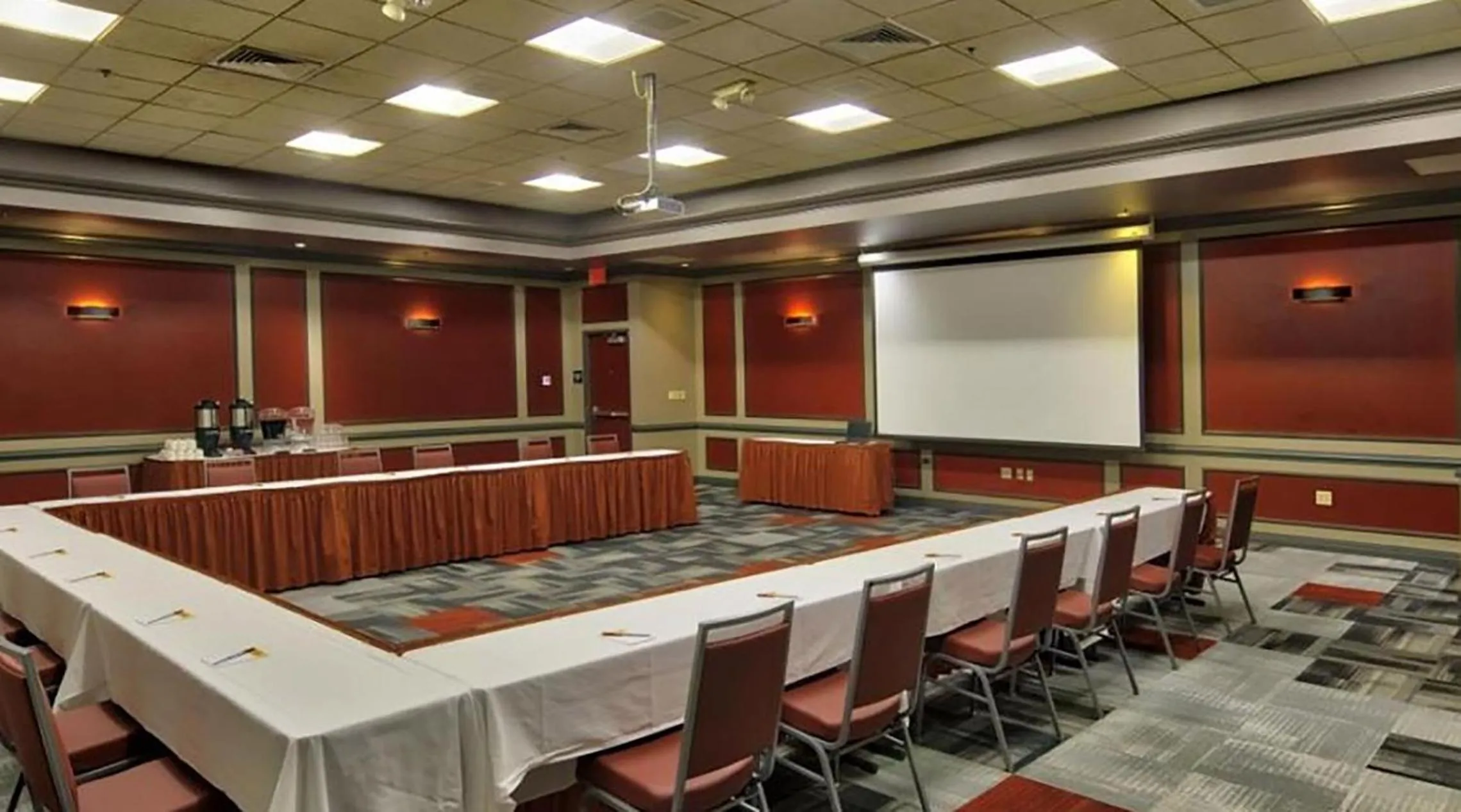 Meeting/conference room in Isle of Capri Boonville, A Caesars Destination