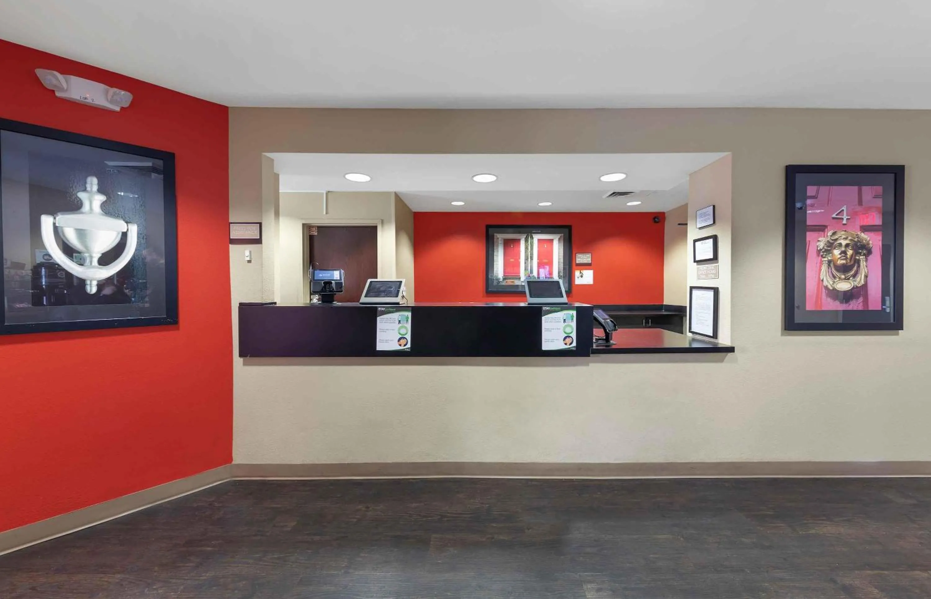 Lobby or reception in Extended Stay America Suites - Los Angeles - Burbank Airport