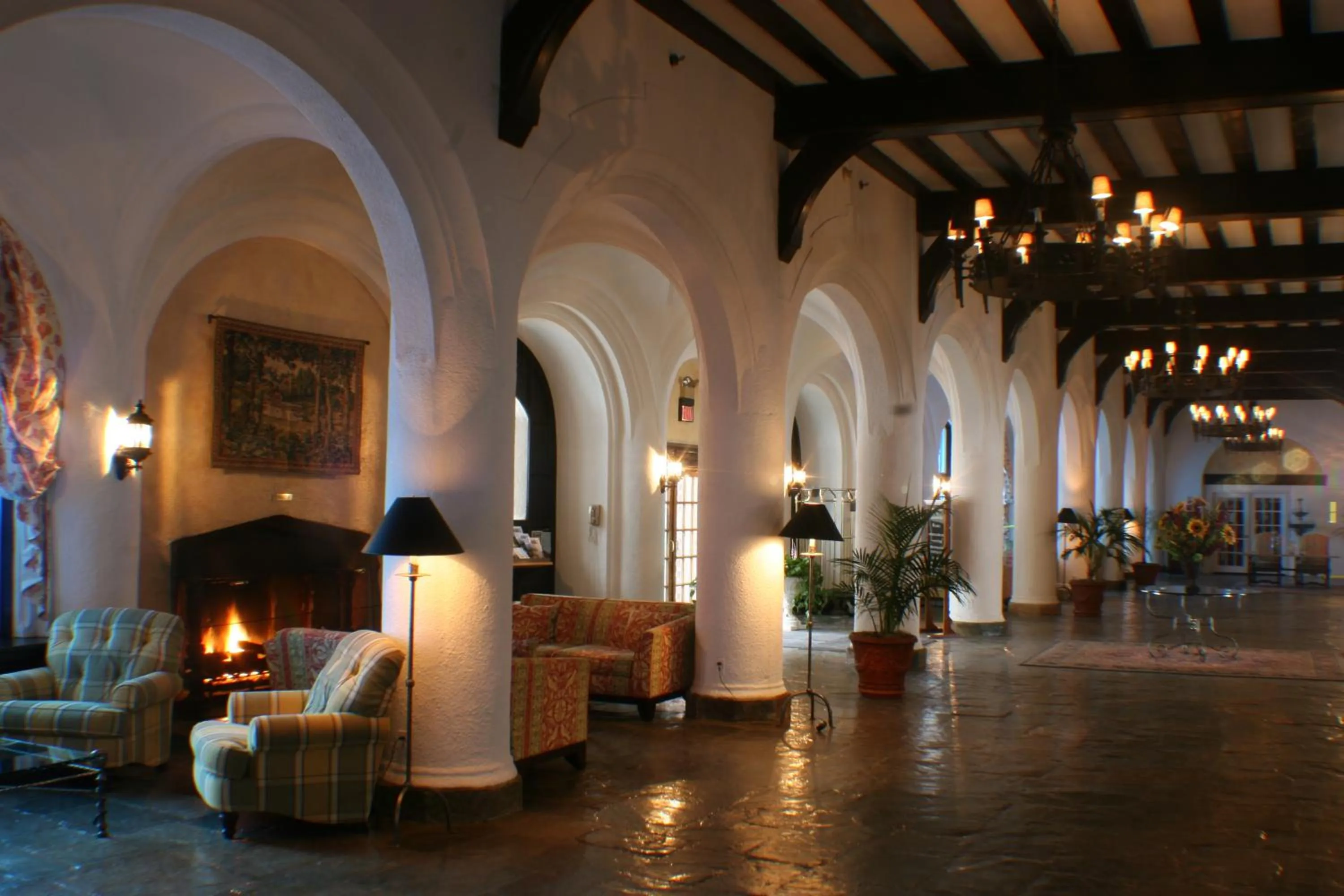 Lobby or reception in Montauk Manor