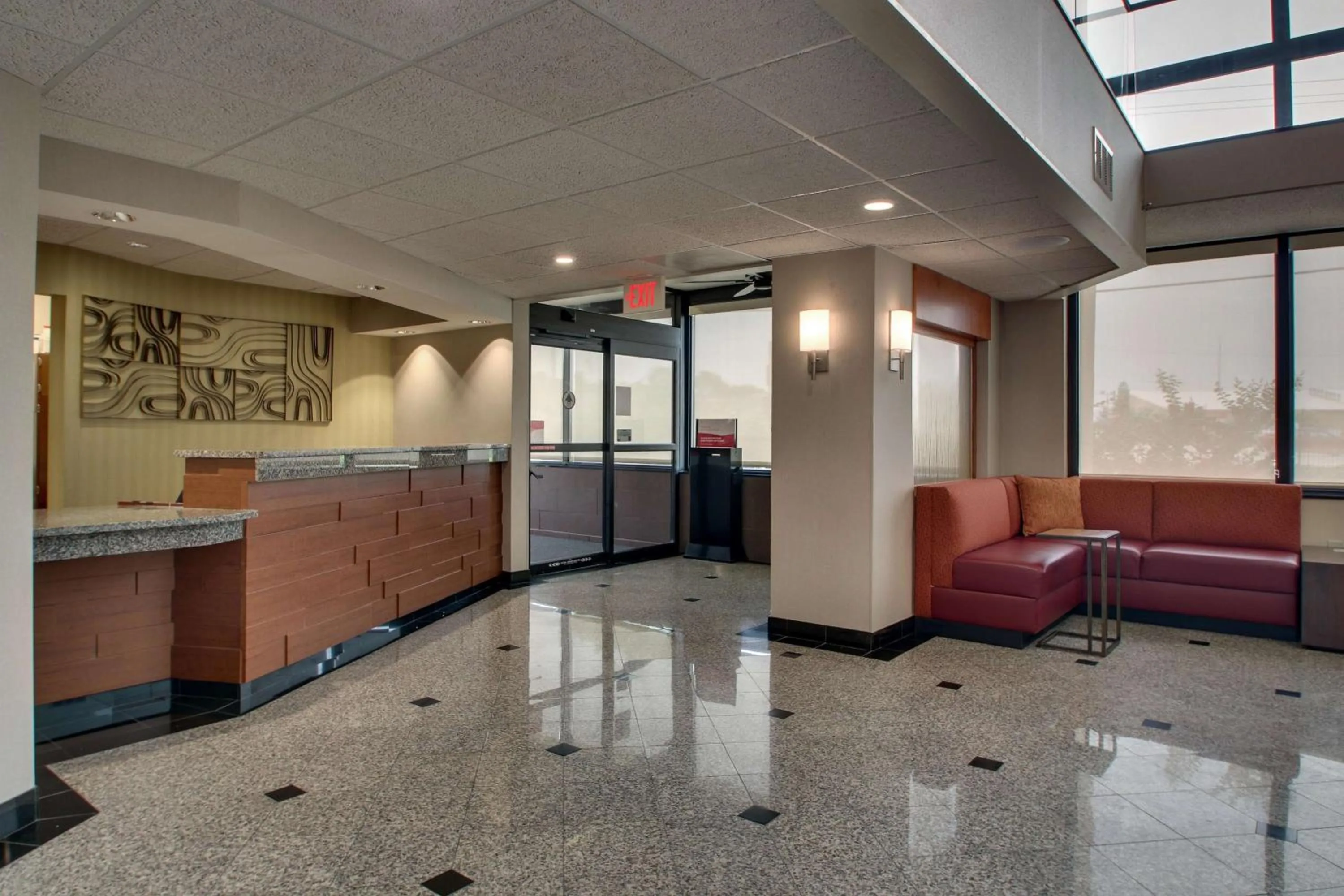 Lobby or reception in Drury Inn & Suites Bowling Green