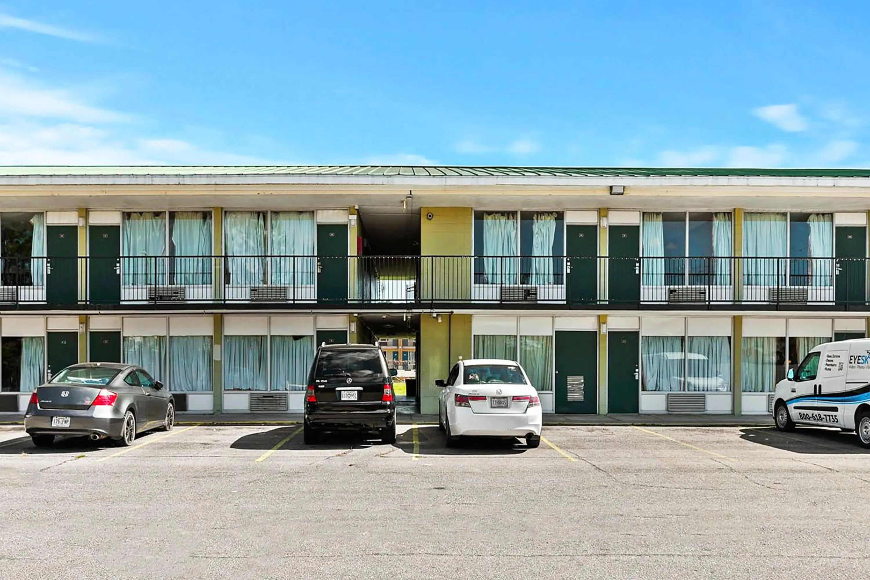 Property building in Hotel O Star Motel Hattiesburg HWY 49