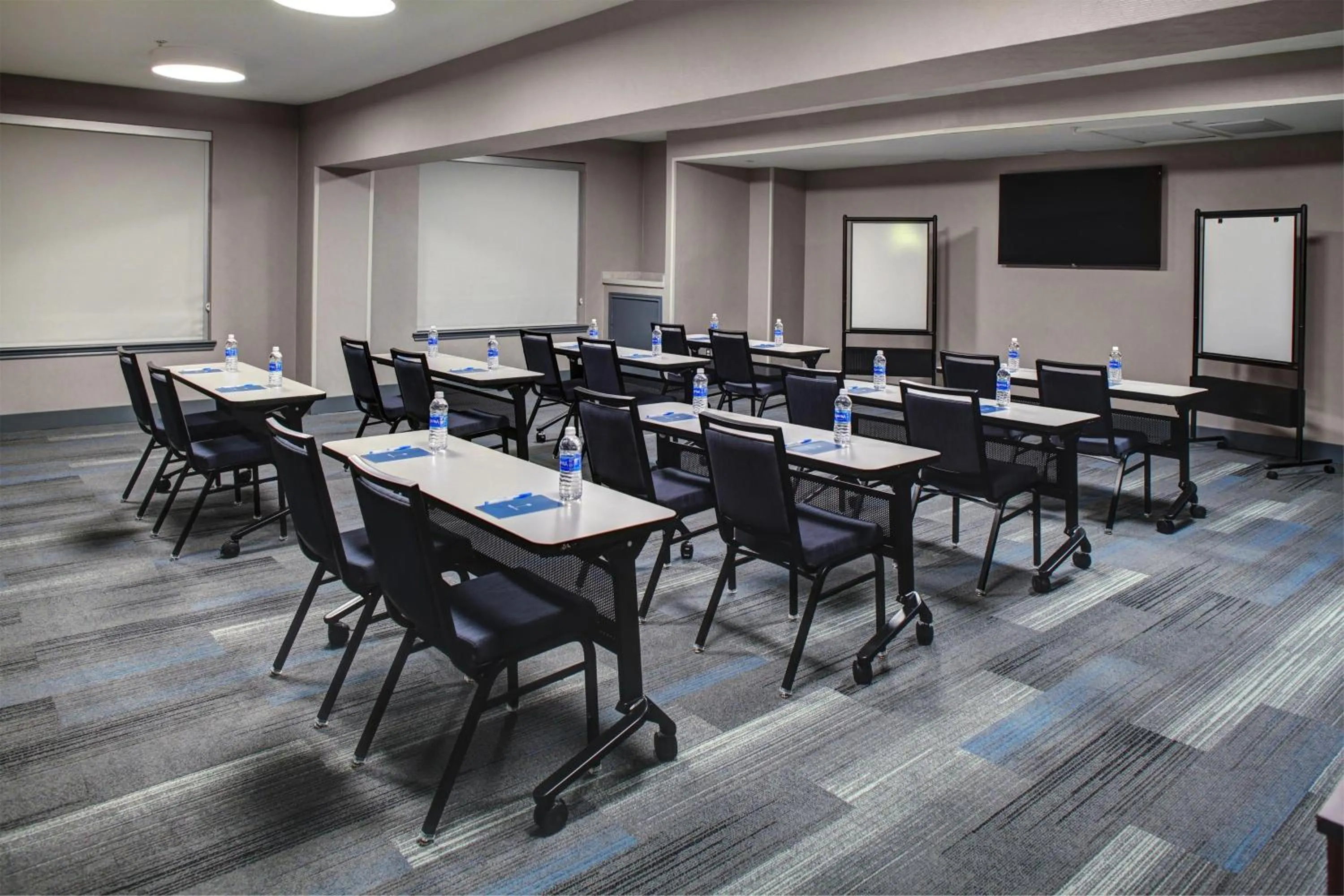 Meeting/conference room in Hyatt House Dallas Uptown